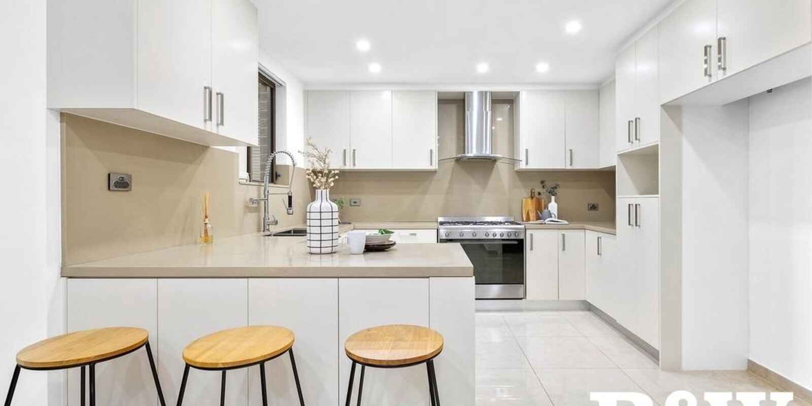 29 Simmat Avenue Condell Park