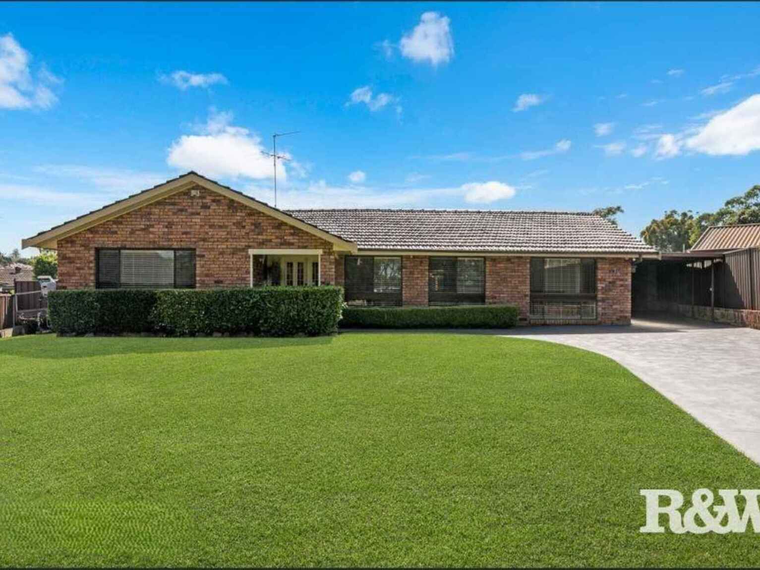 14 Mynah Close St Clair 14 Mynah Close St Clair