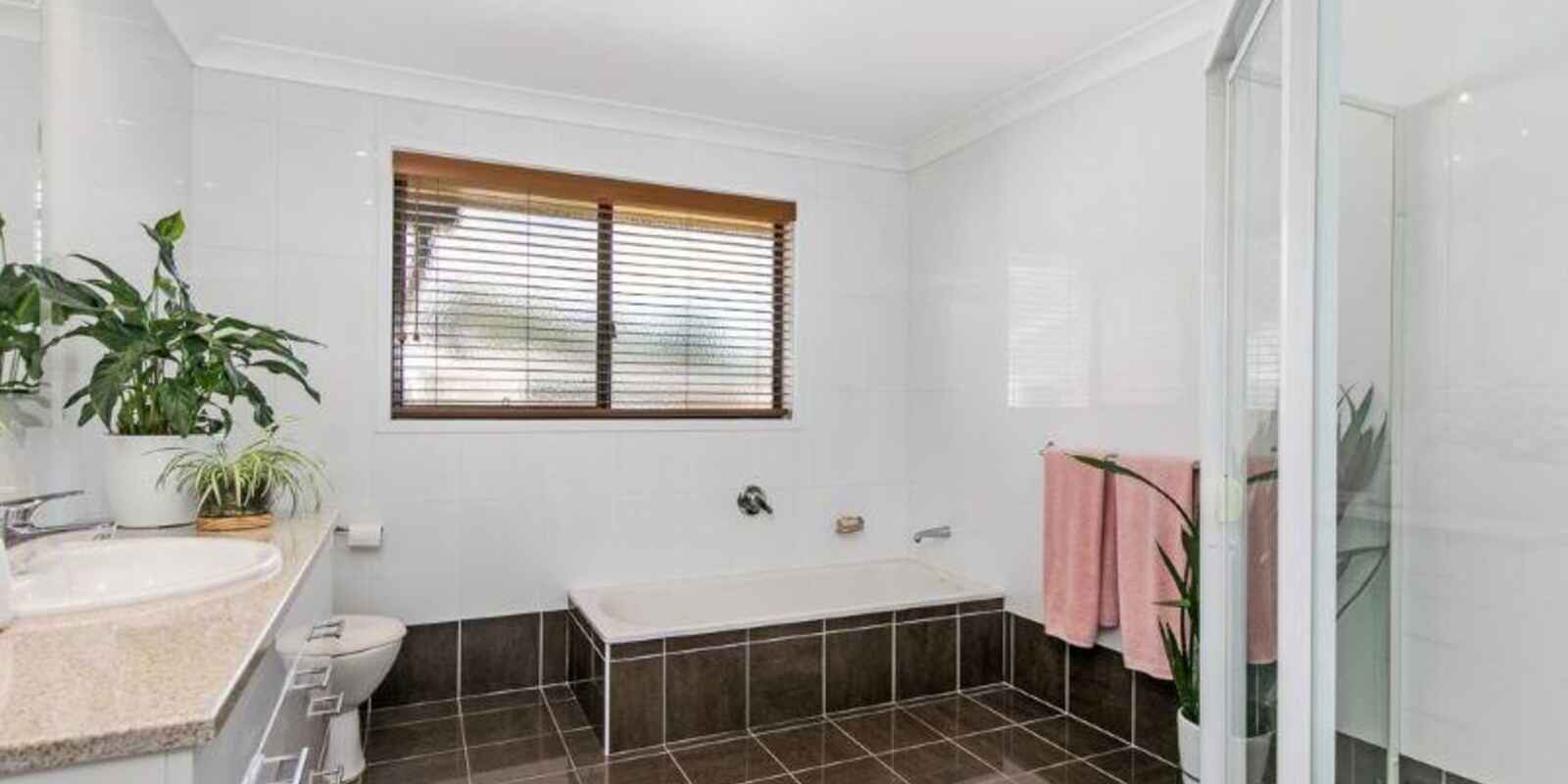 14 Mynah Close St Clair 14 Mynah Close St Clair