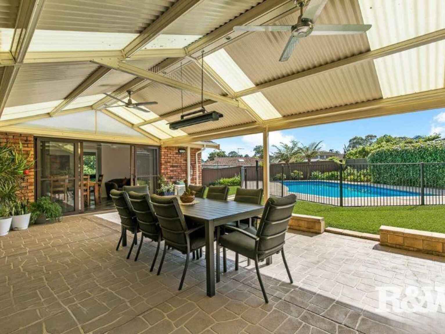 14 Mynah Close St Clair 14 Mynah Close St Clair