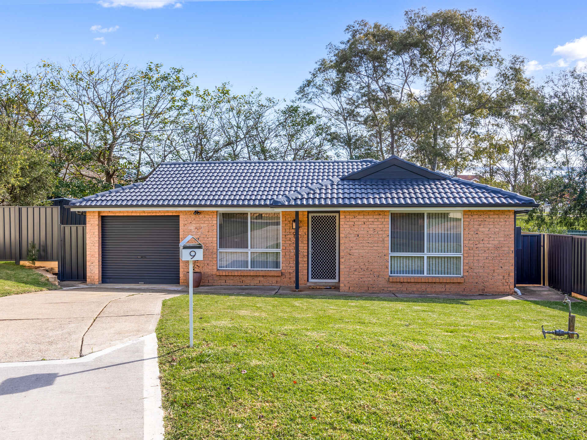 9 STAGG PLACE Ambarvale