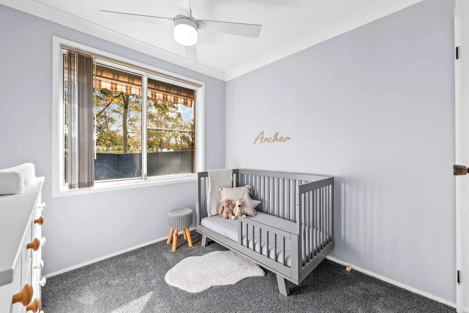 9 STAGG PLACE Ambarvale 9 STAGG PLACE Ambarvale