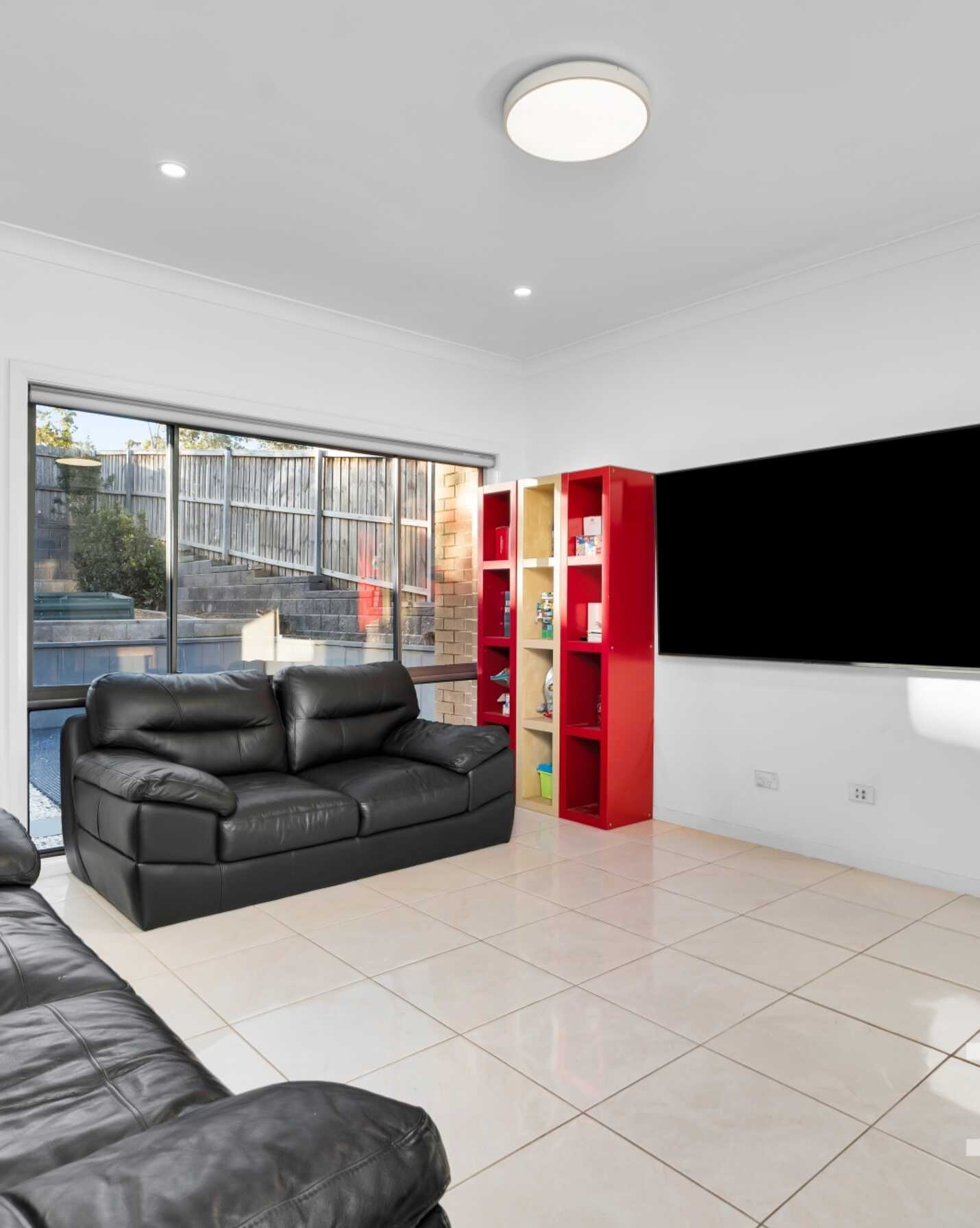 93A MILKY WAY Campbelltown, Campbelltown - Thumbnail 4