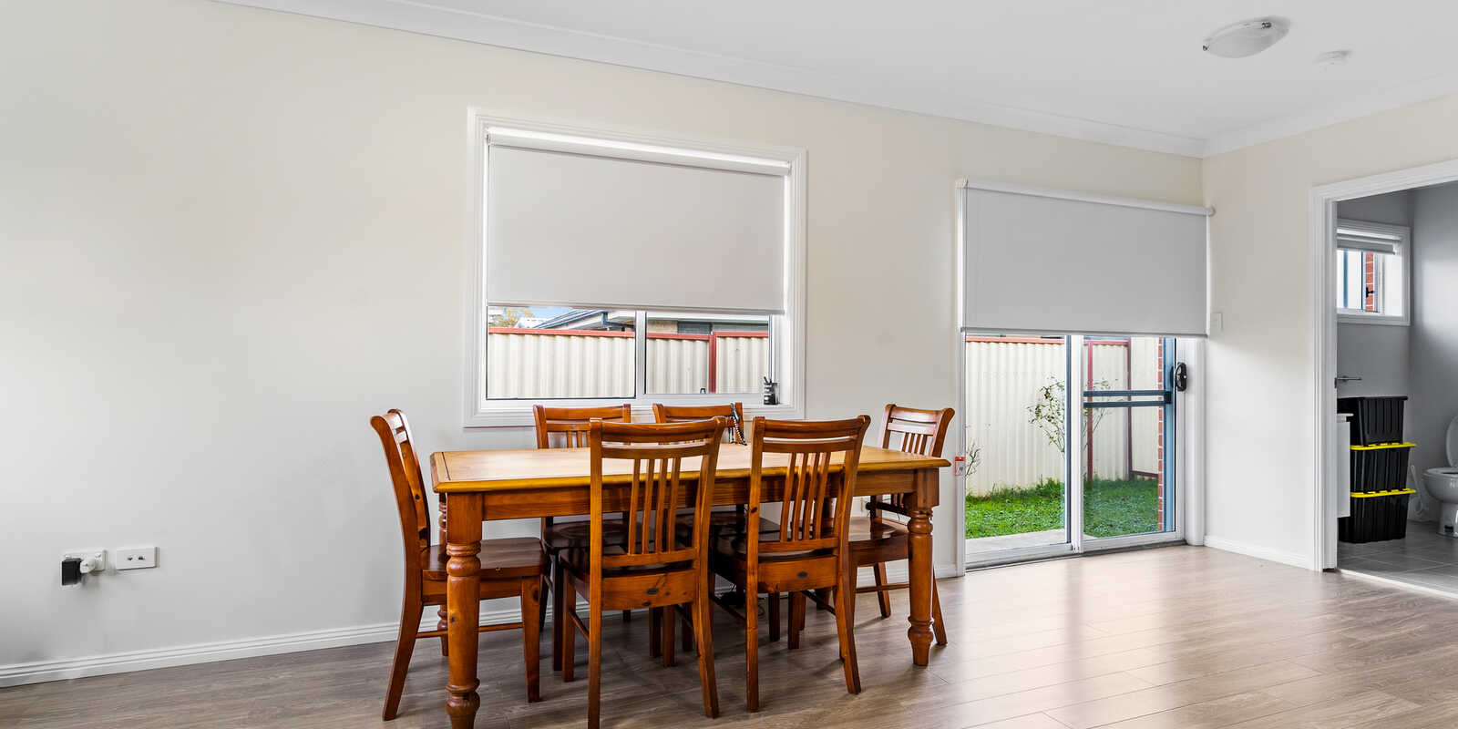 15 Byron Bay Cl Hoxton Park 15 Byron Bay Cl Hoxton Park