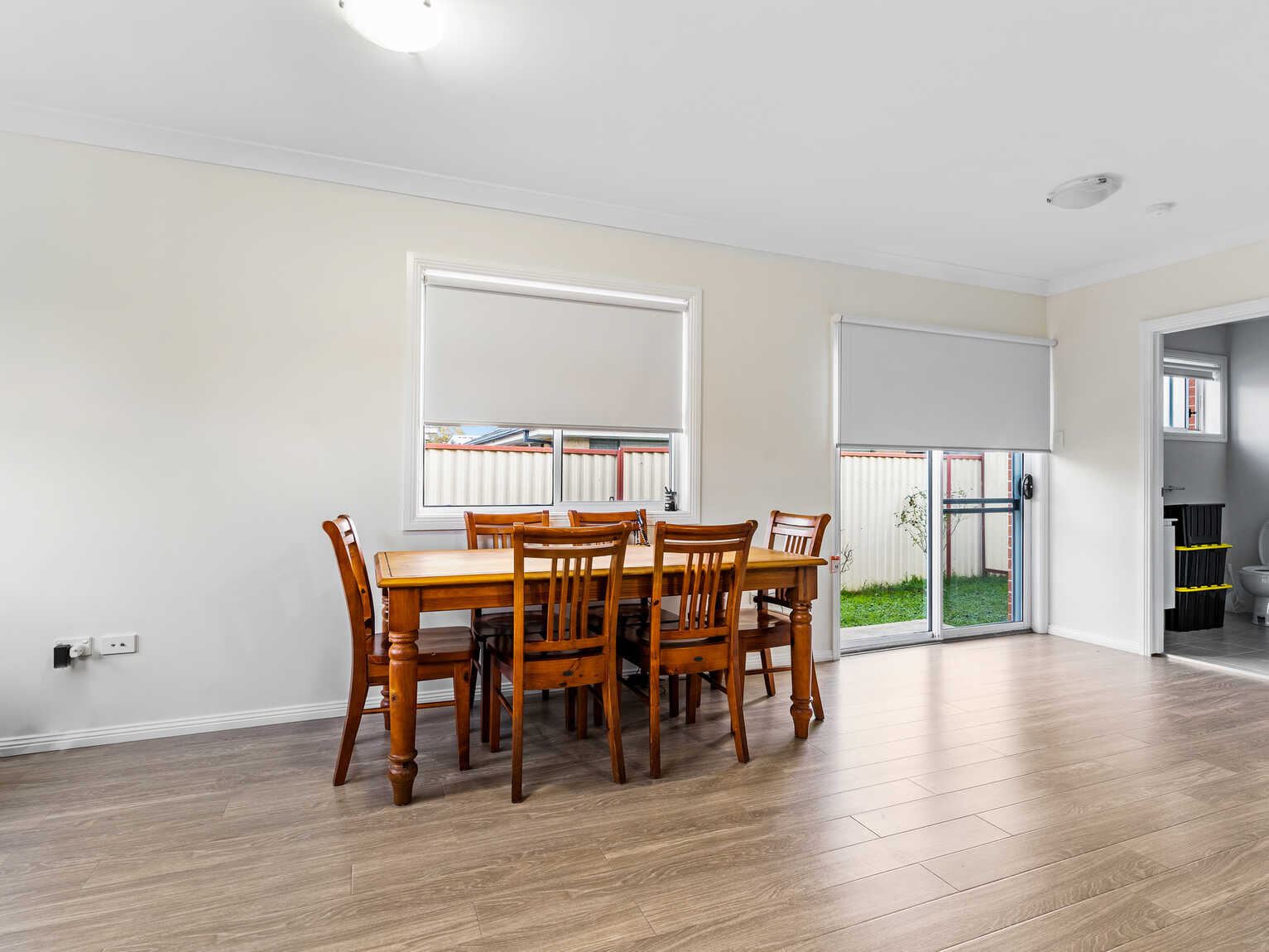 15 Byron Bay Cl Hoxton Park 15 Byron Bay Cl Hoxton Park