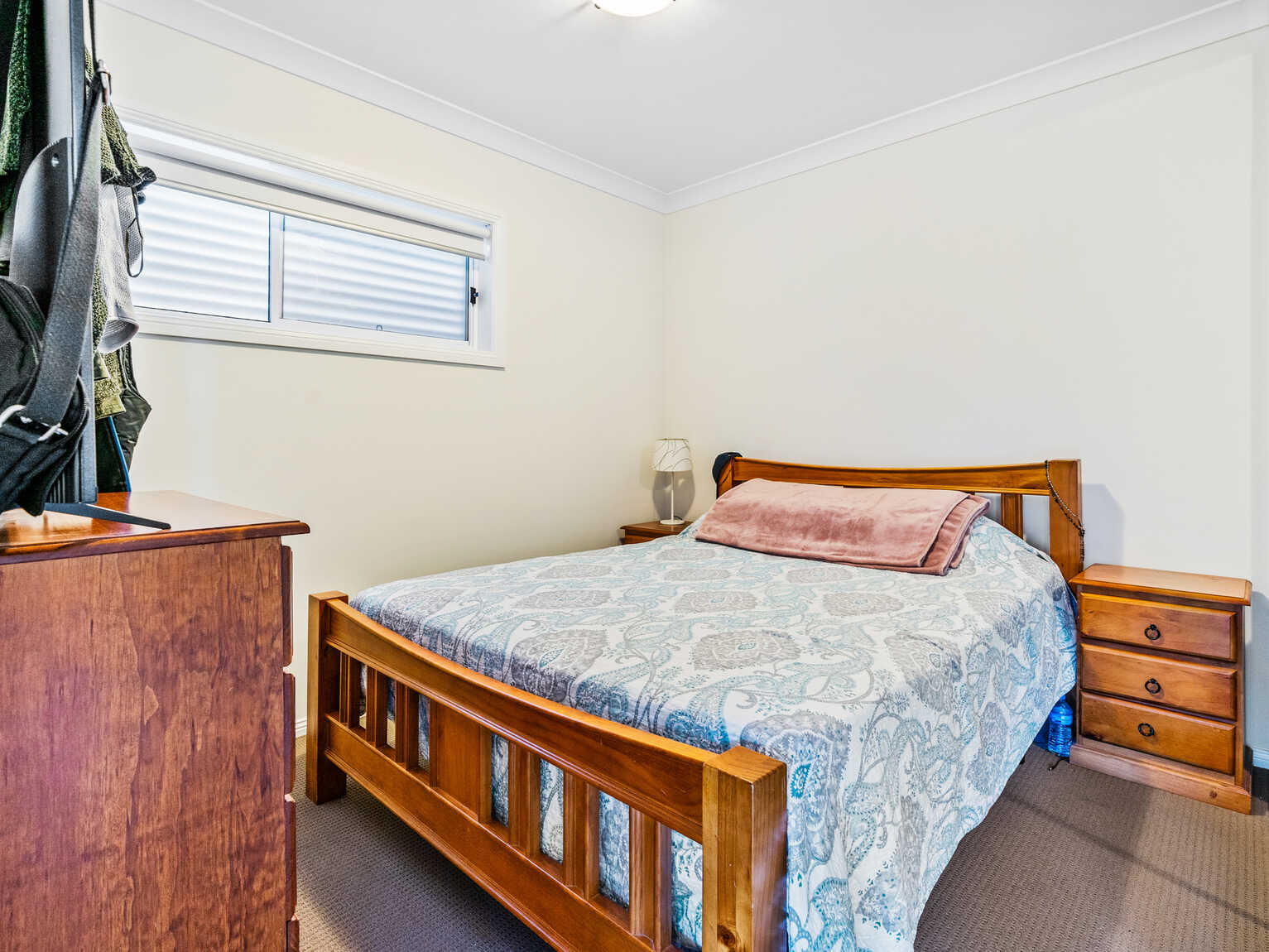 15 Byron Bay Cl Hoxton Park 15 Byron Bay Cl Hoxton Park