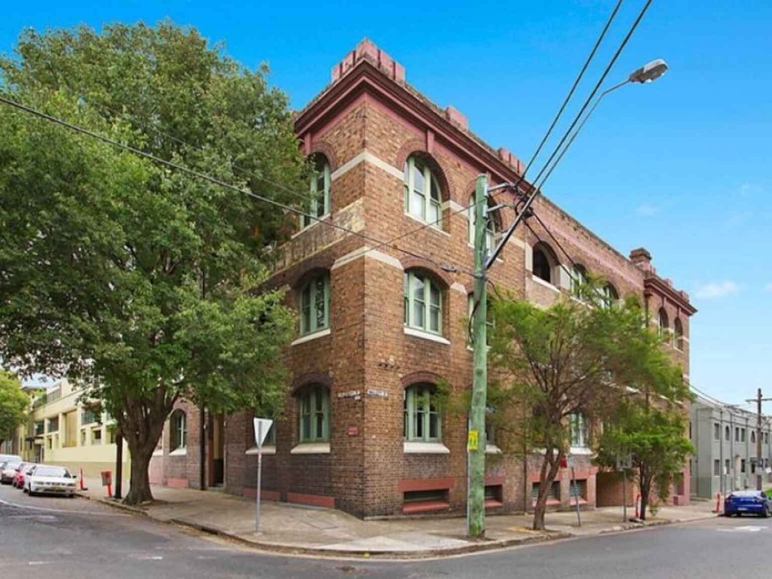 2/184 Salisbury Road Camperdown