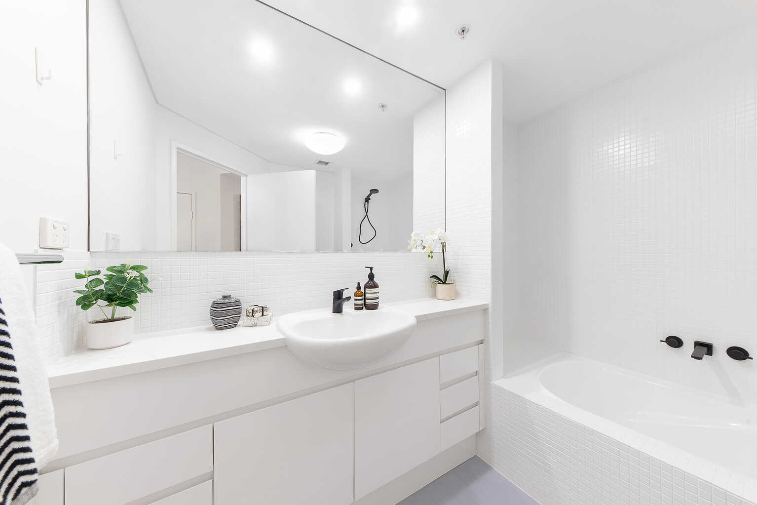 807/26 Napier Street North Sydney