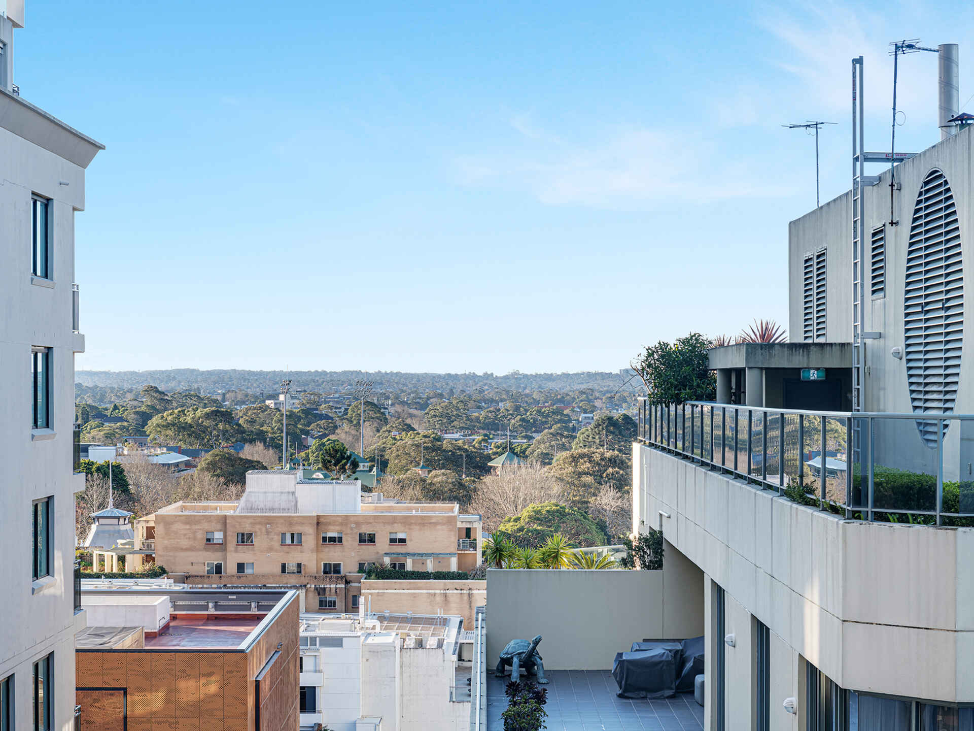 1201/229 Miller Street North Sydney