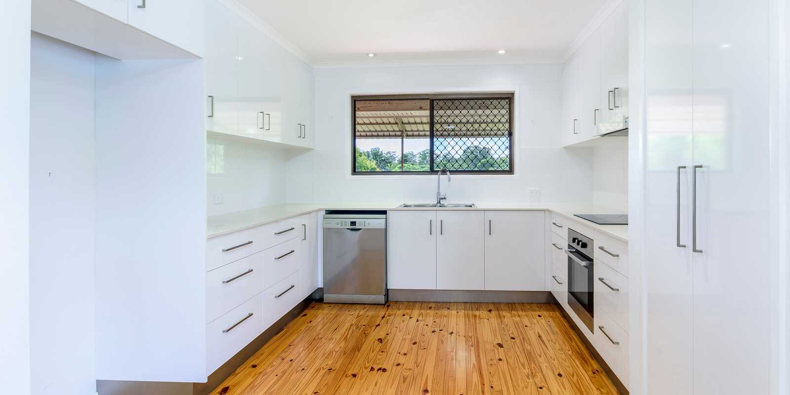 43 Valley Drive Caboolture 43 Valley Drive Caboolture