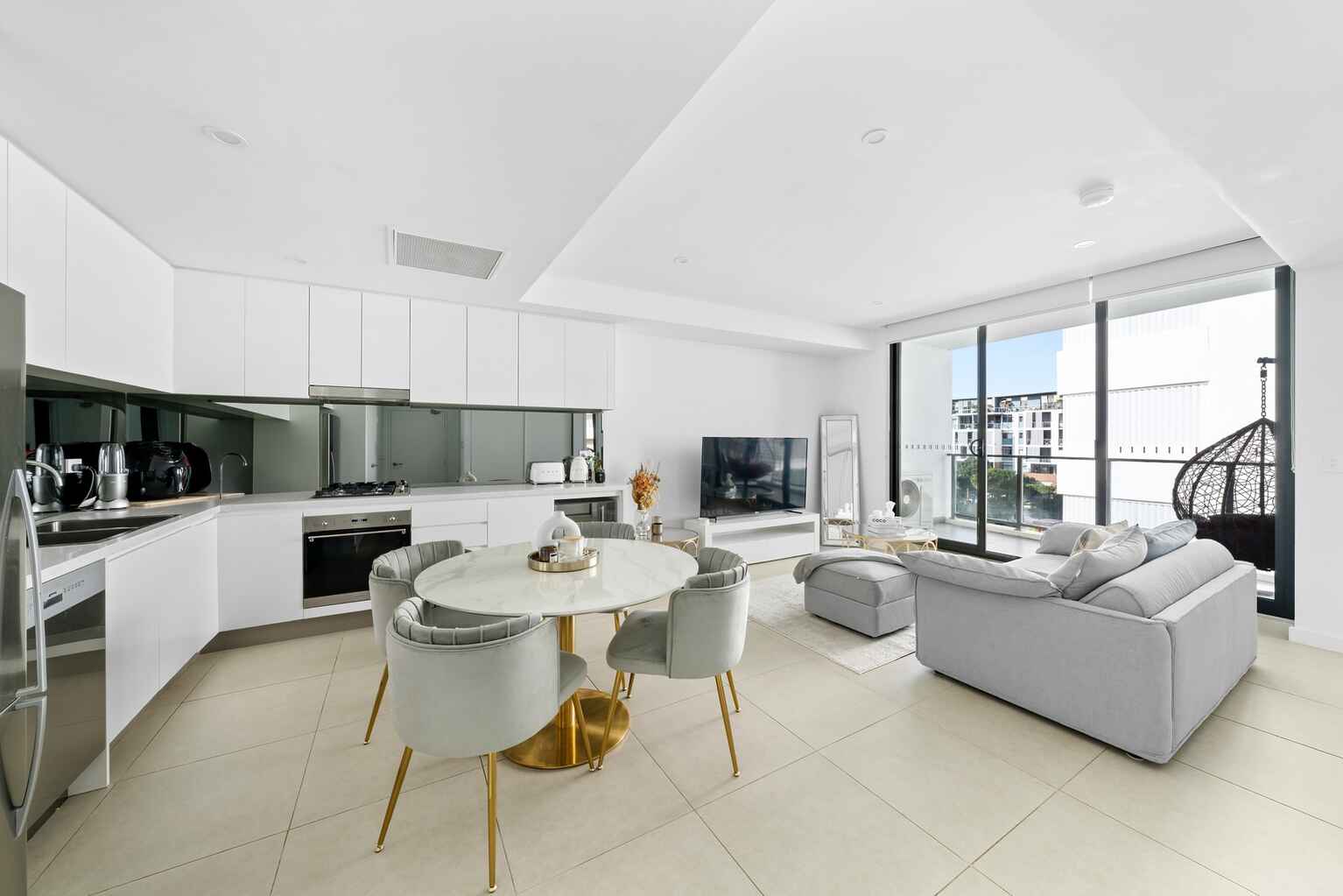 303/1 Madden Close Botany