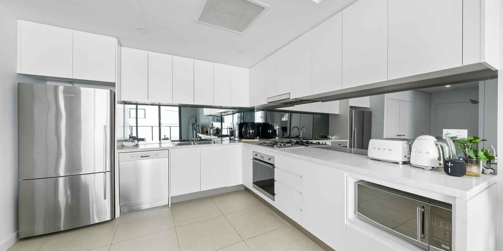 303/1 Madden Close Botany