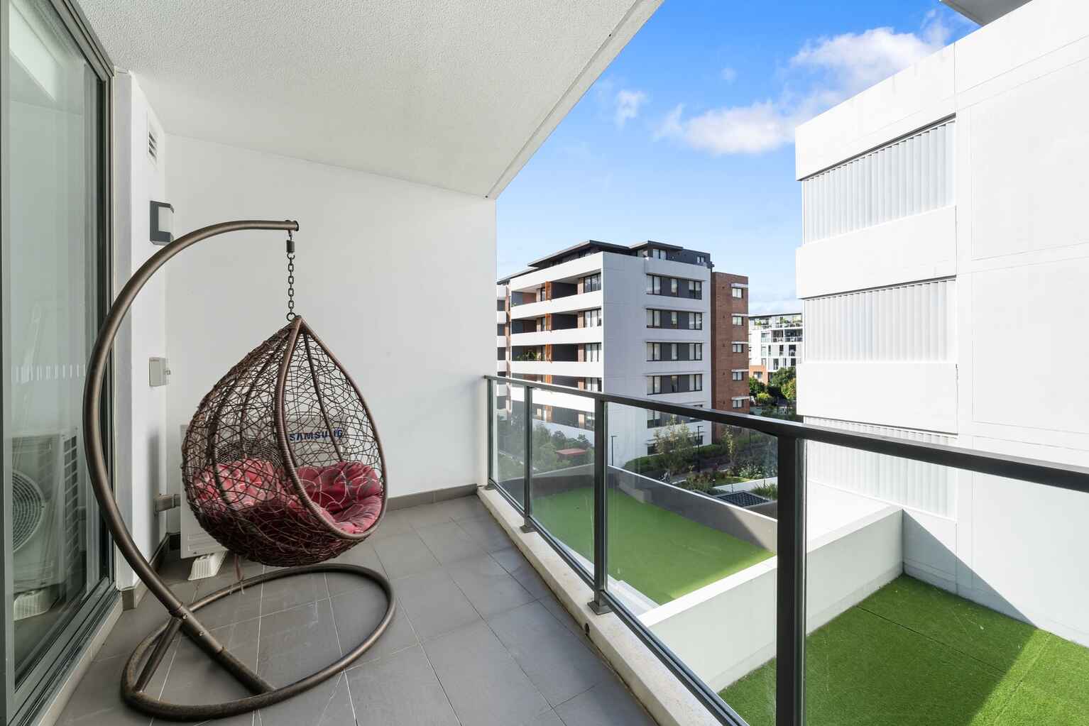 303/1 Madden Close Botany