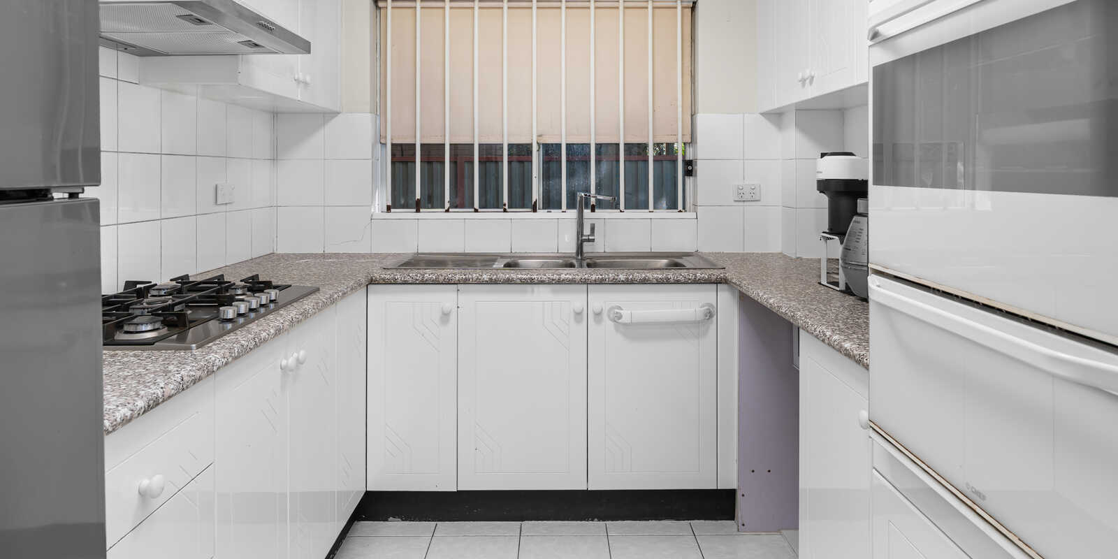 6/77-79 FIRST AVENUE Campsie