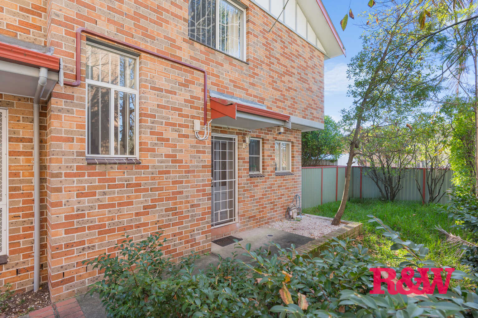 6/77-79 FIRST AVENUE Campsie