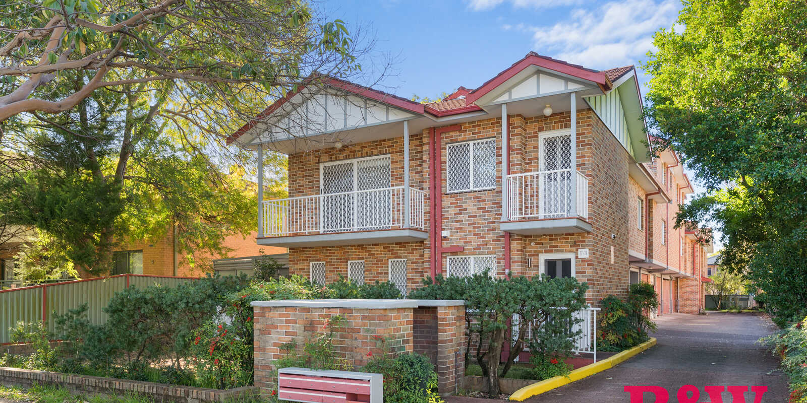 6/77-79 FIRST AVENUE Campsie