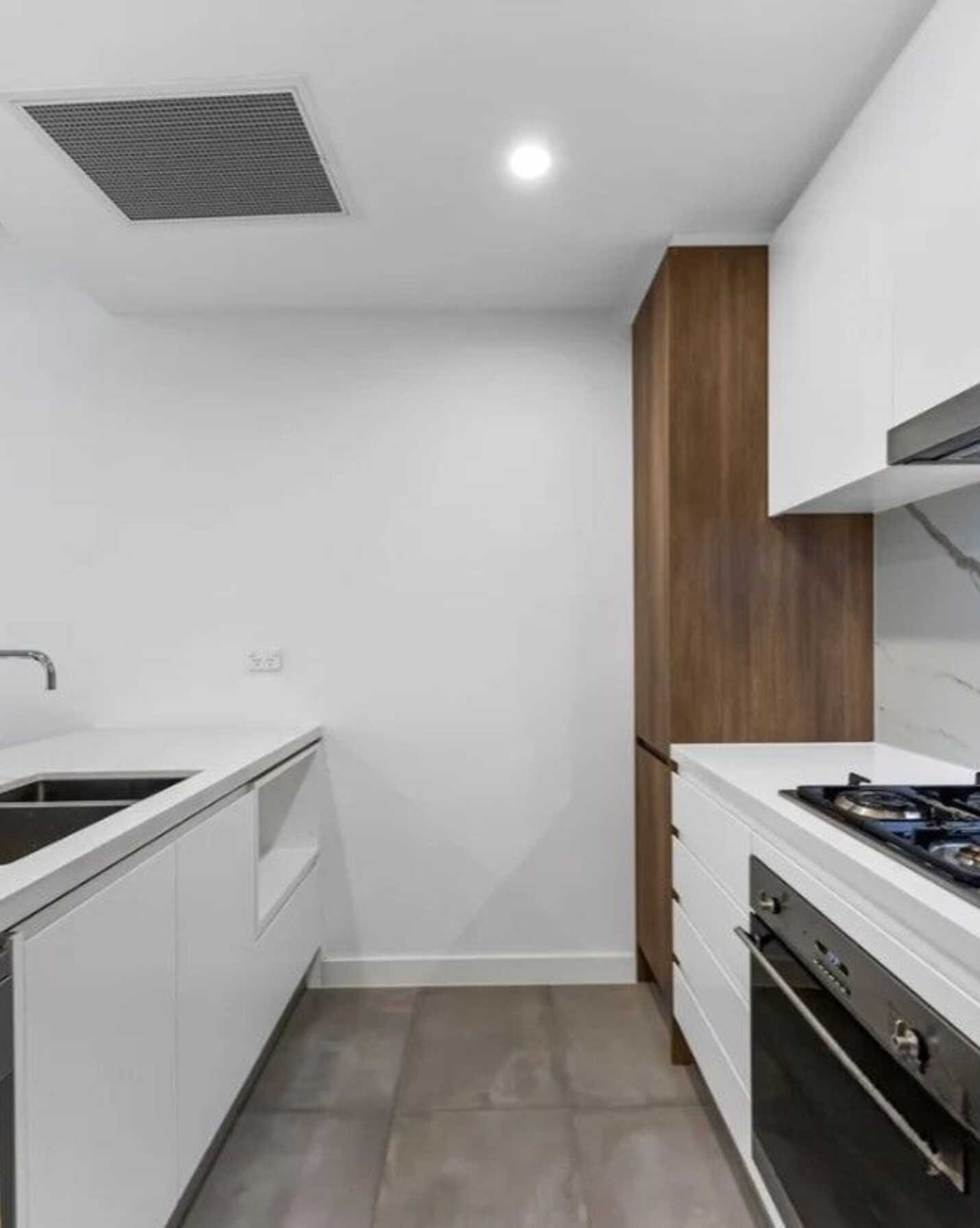 106/99A Bonar Street Wolli Creek, Creek - Thumbnail 3