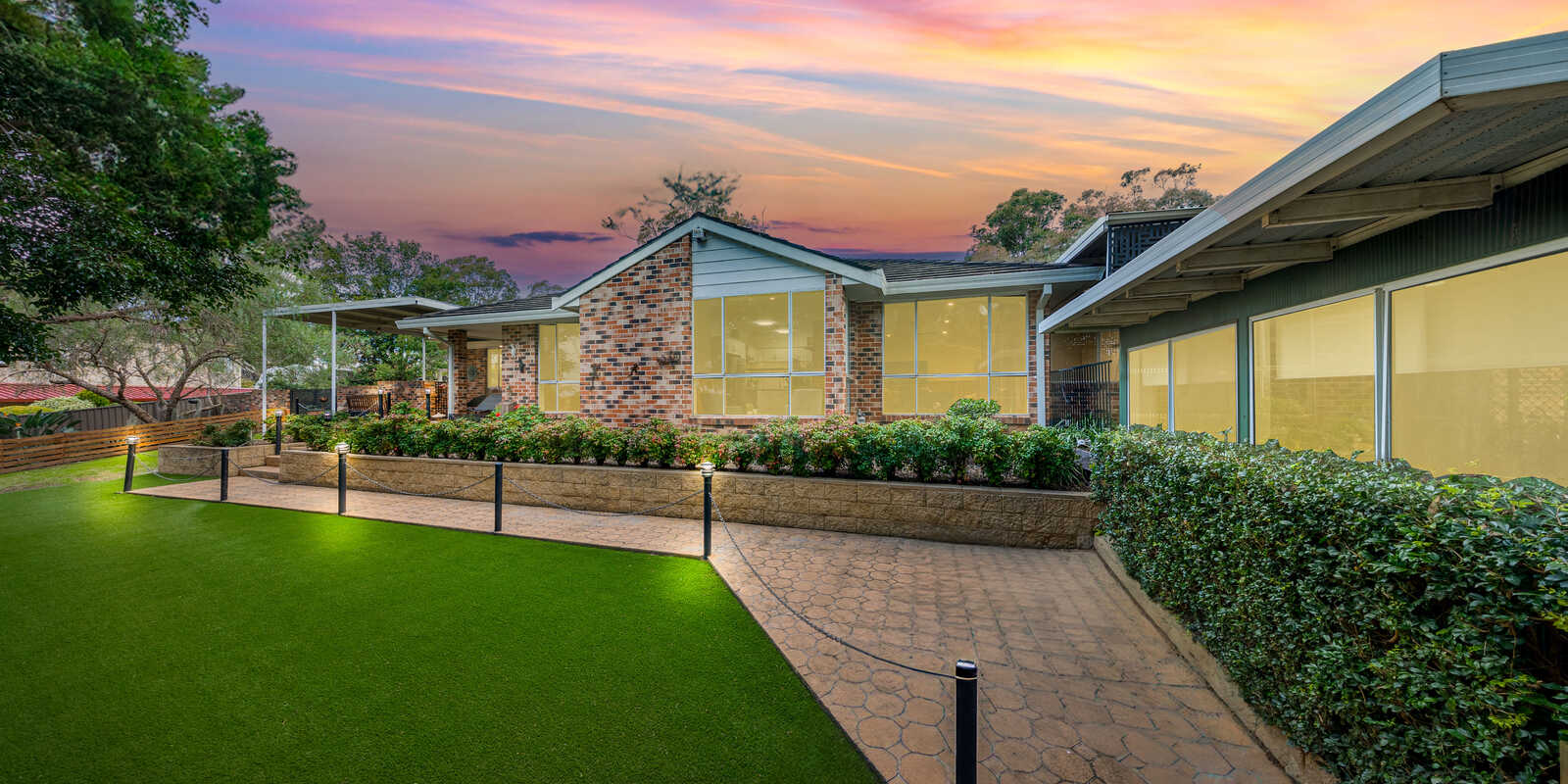 137 LONGHURST ROAD Minto
