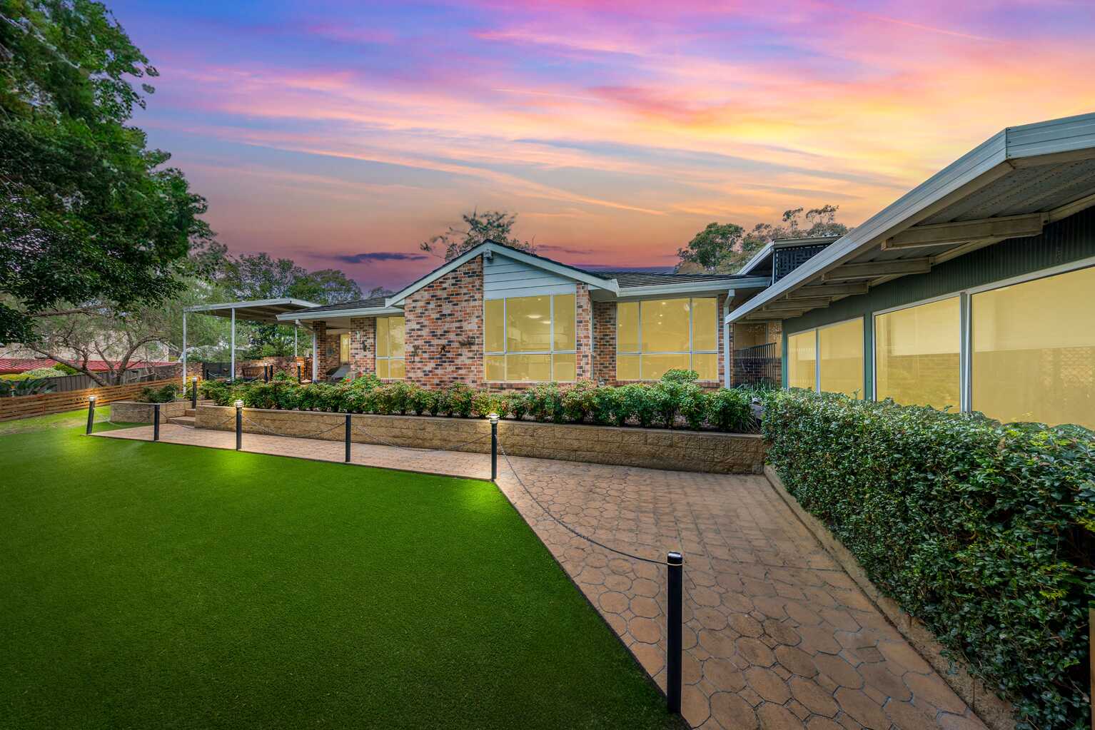 137 LONGHURST ROAD Minto