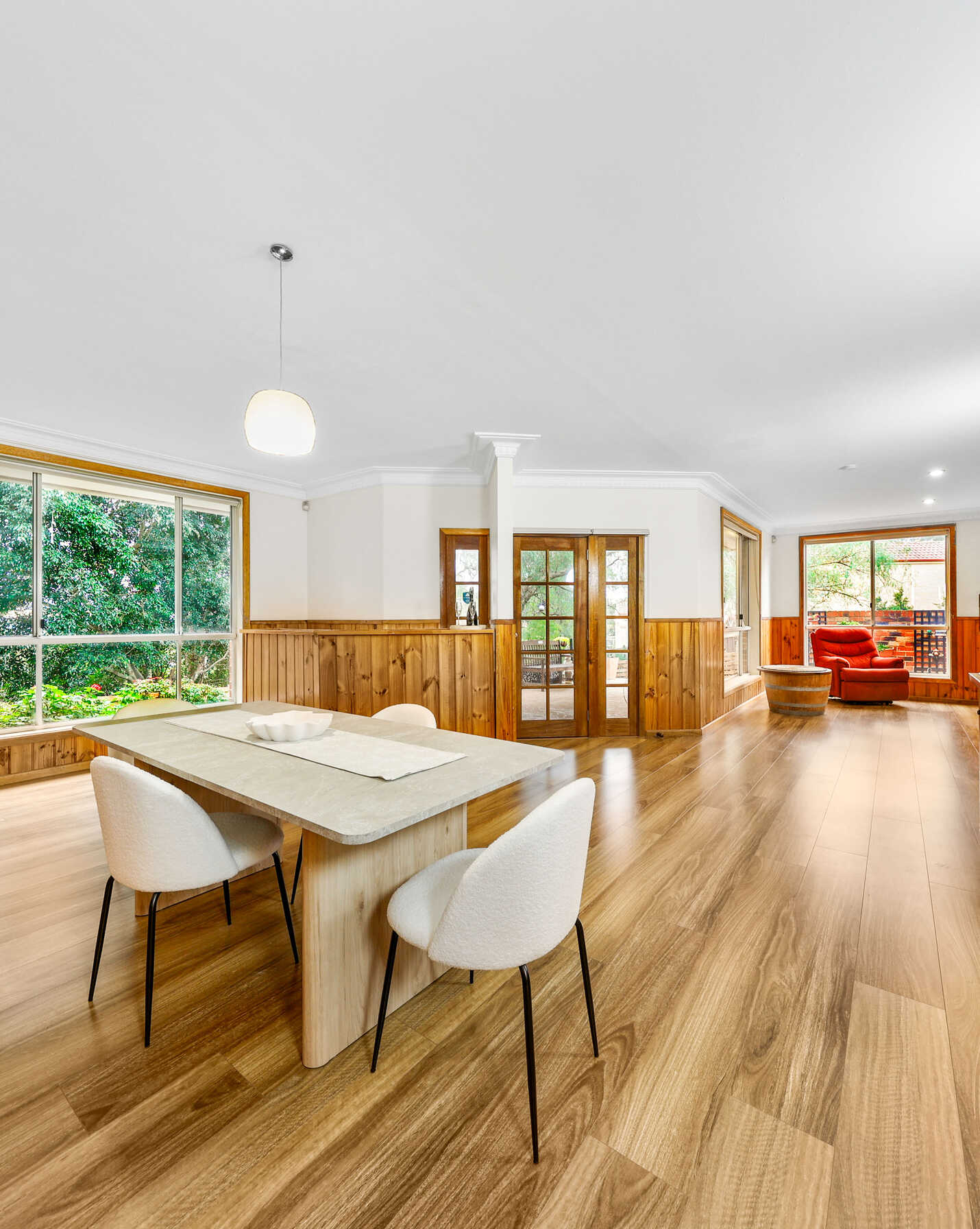 137 LONGHURST ROAD Minto, Minto - Thumbnail 5