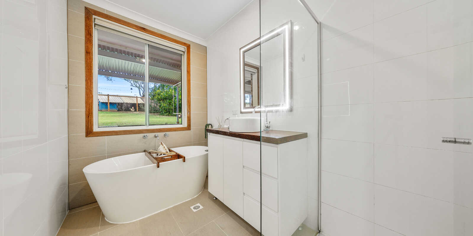 137 LONGHURST ROAD Minto