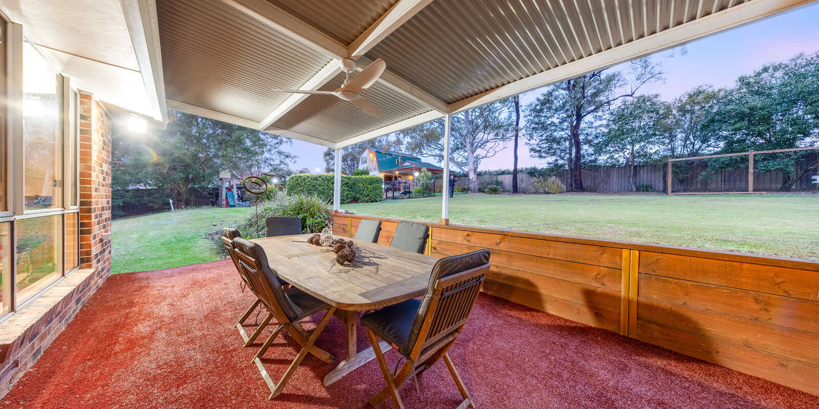 137 LONGHURST ROAD Minto
