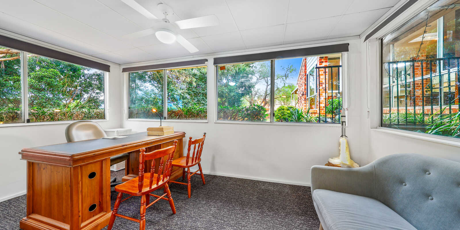 137 LONGHURST ROAD Minto