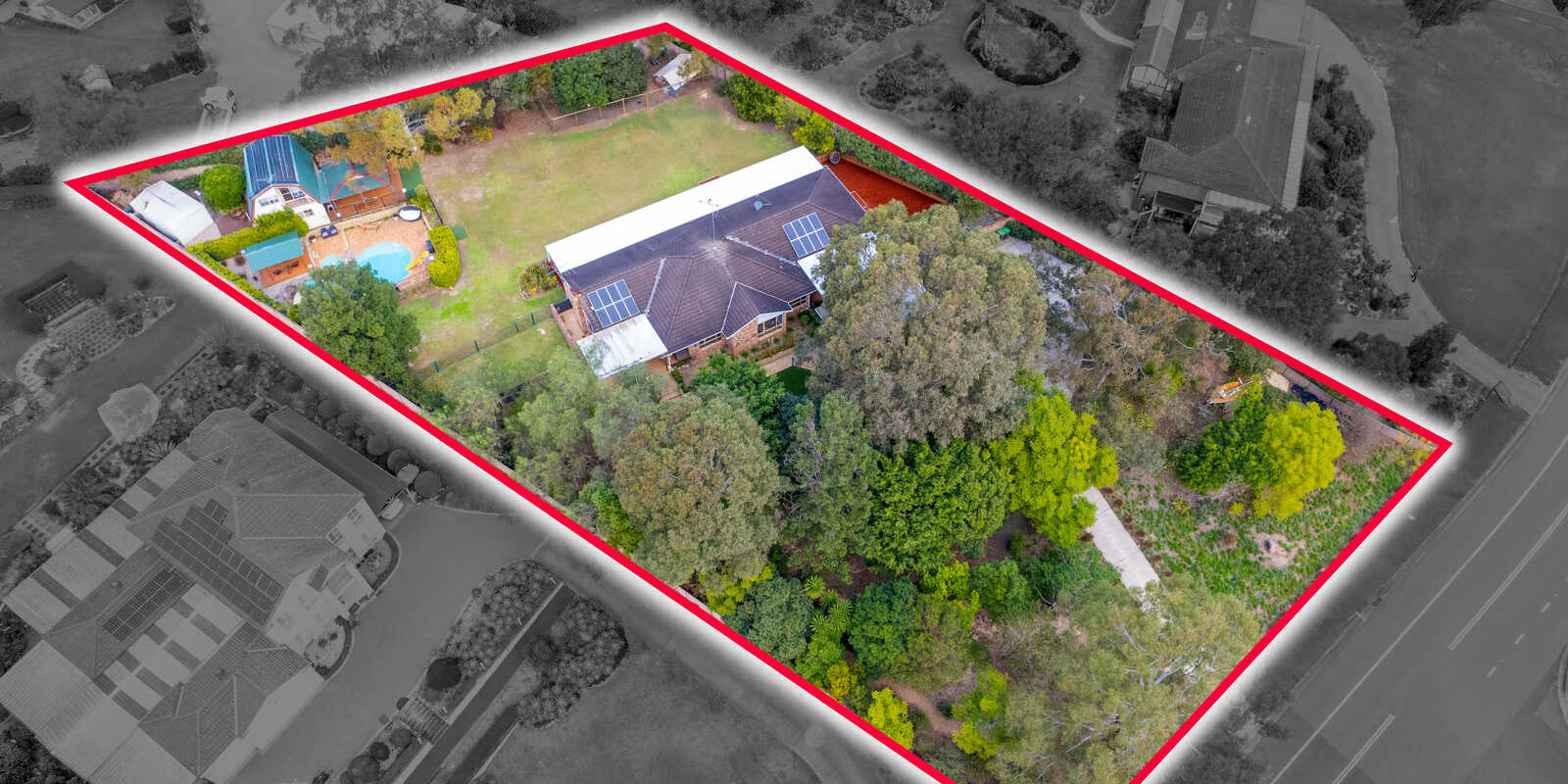 137 LONGHURST ROAD Minto