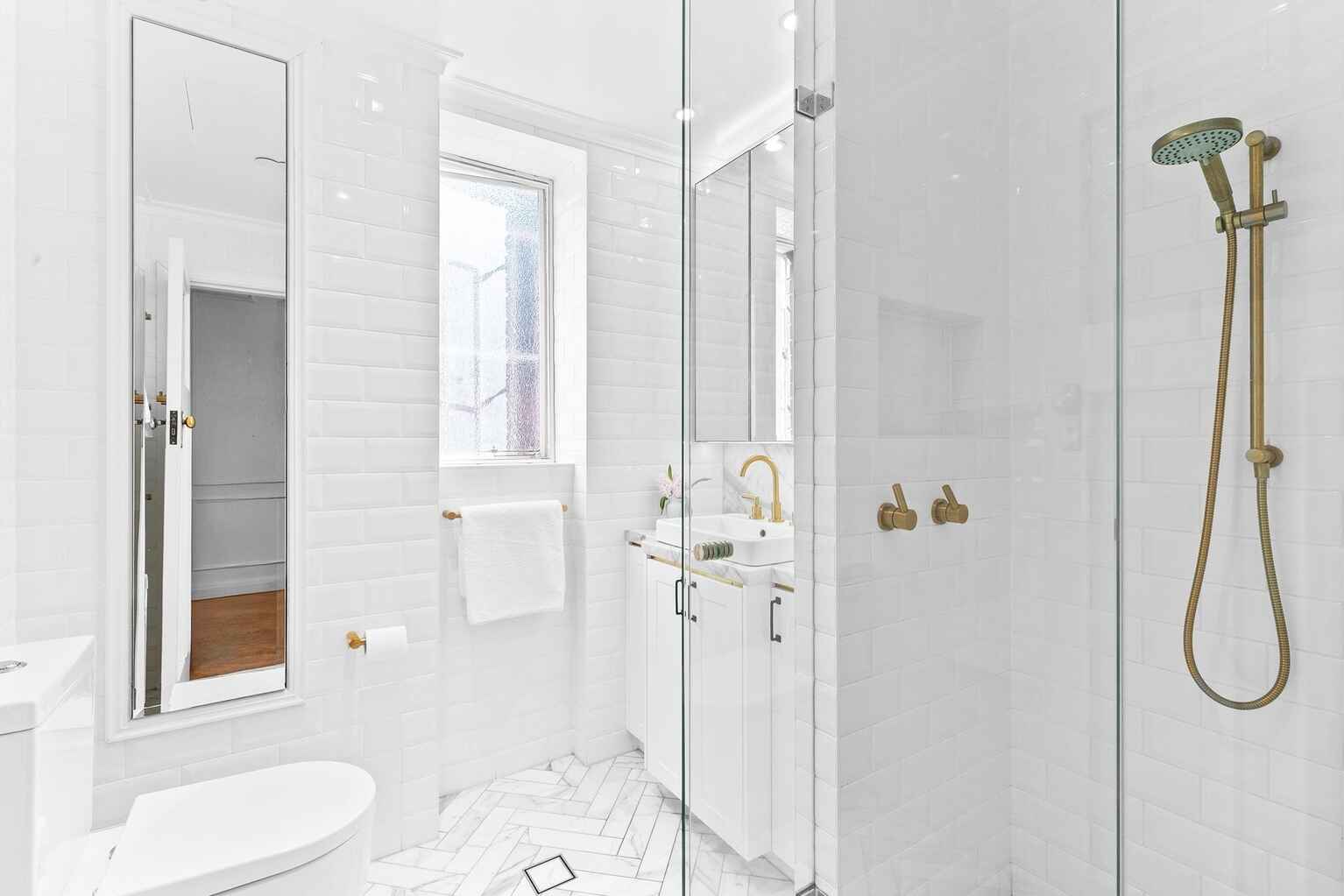 3/8 Birtley Place Elizabeth Bay 3/8 Birtley Place Elizabeth Bay