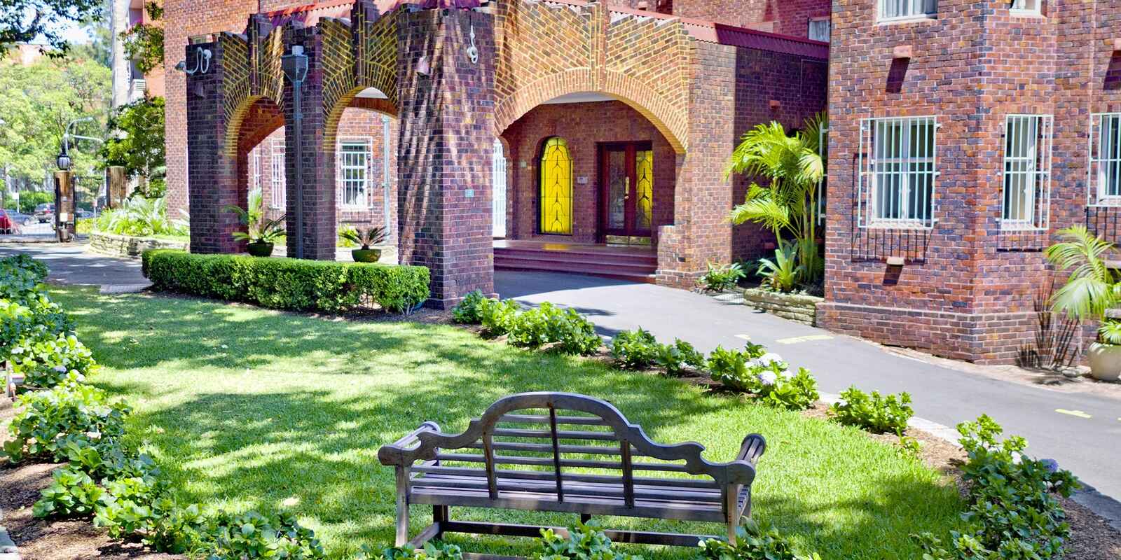 3/8 Birtley Place Elizabeth Bay 3/8 Birtley Place Elizabeth Bay