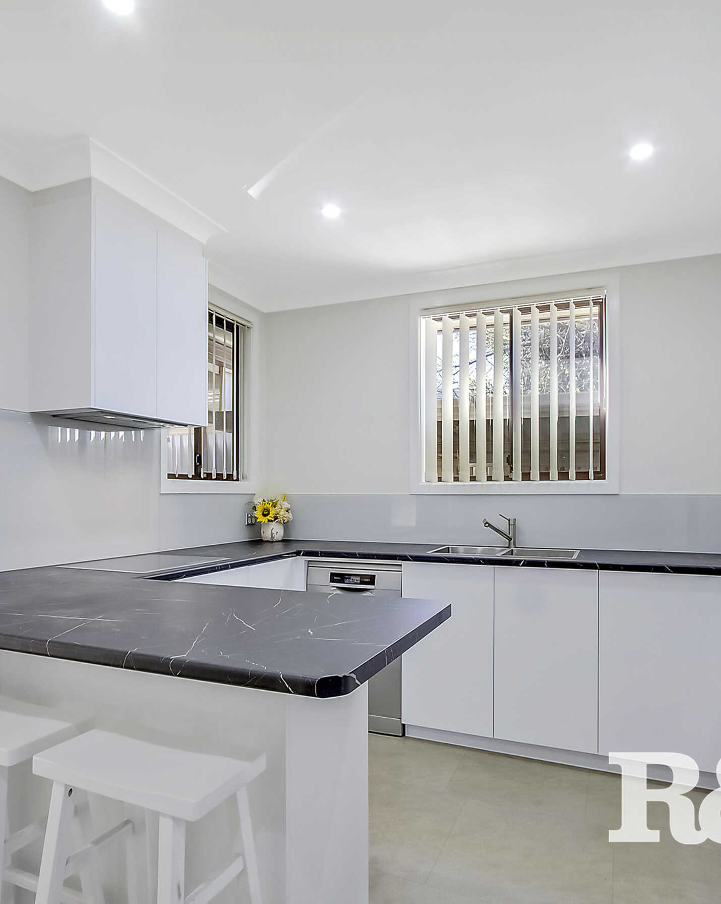 51 Maranie Avenue St Marys, Marys - Thumbnail 2