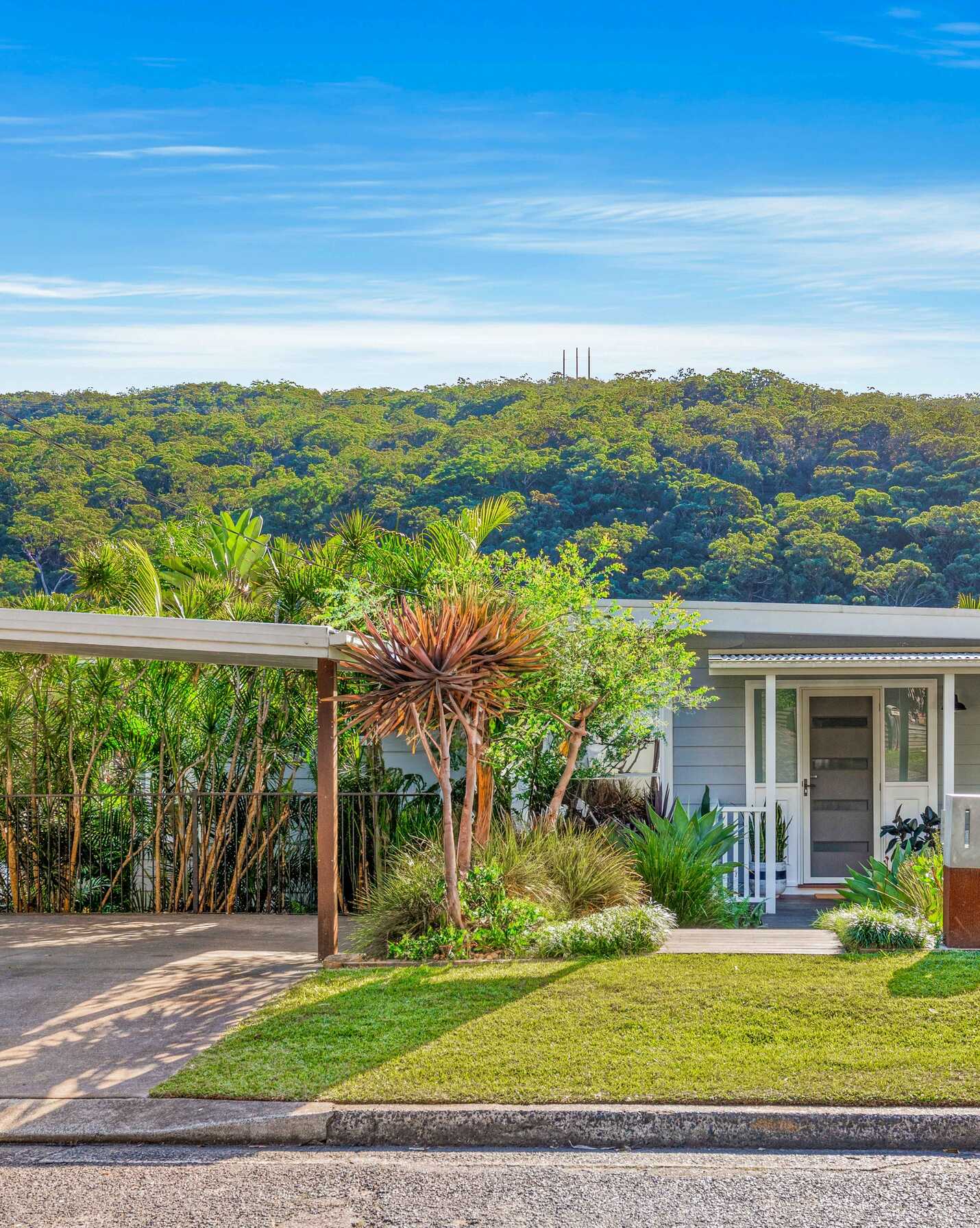 45 The Broadwaters