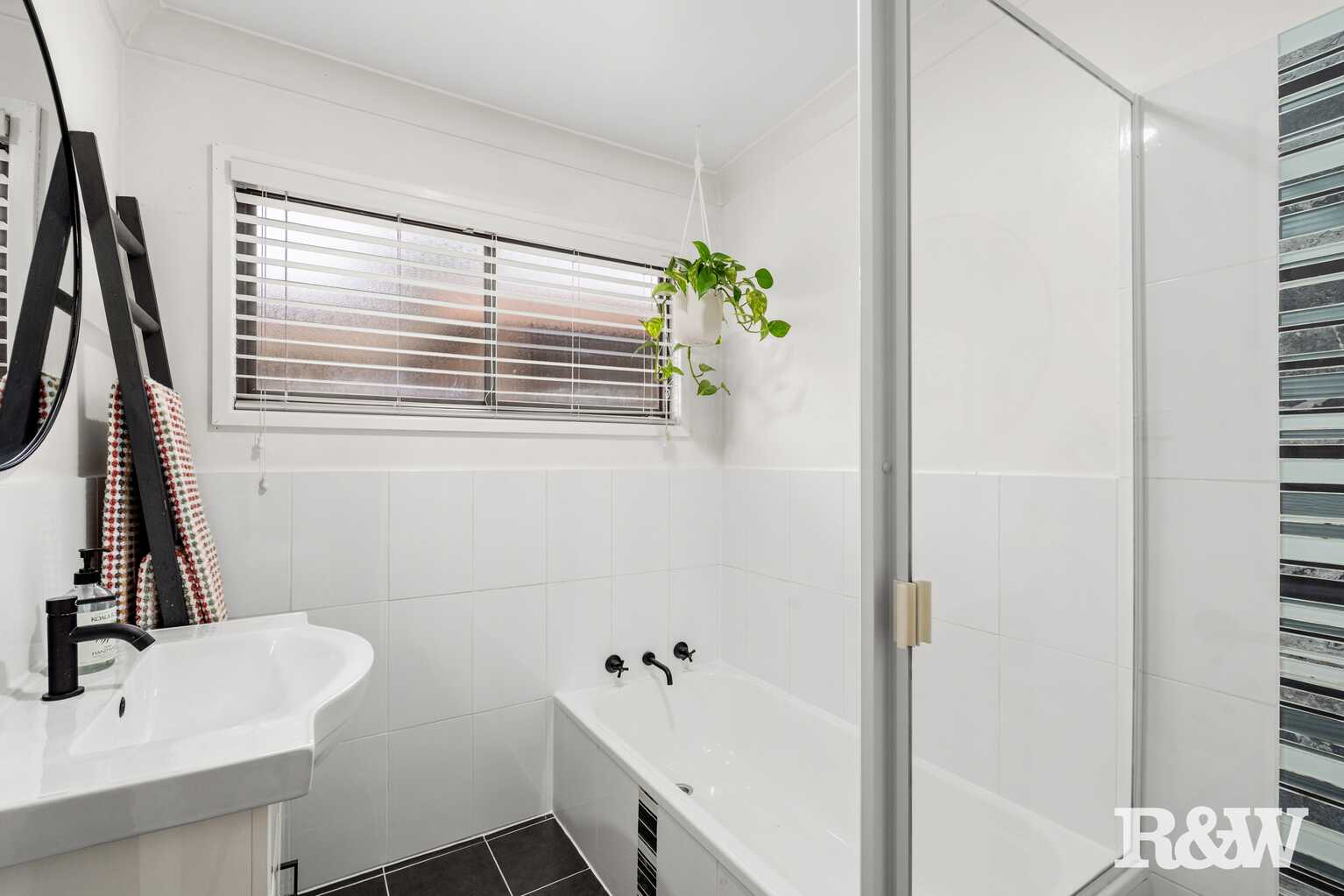 45 The Broadwaters Tascott
