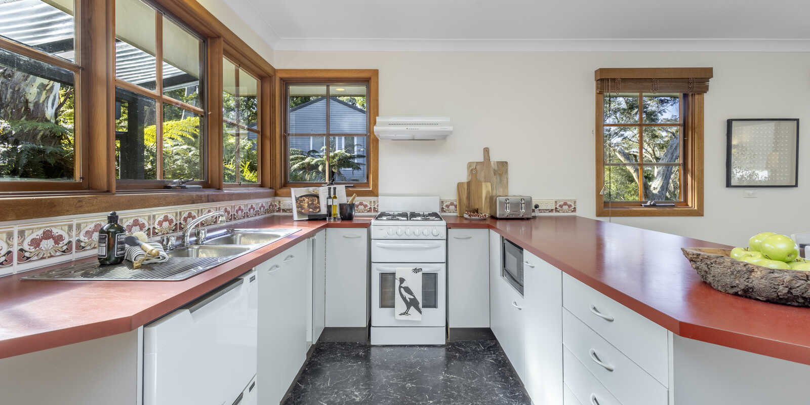38 Dell Street Blackheath 38 Dell Street Blackheath