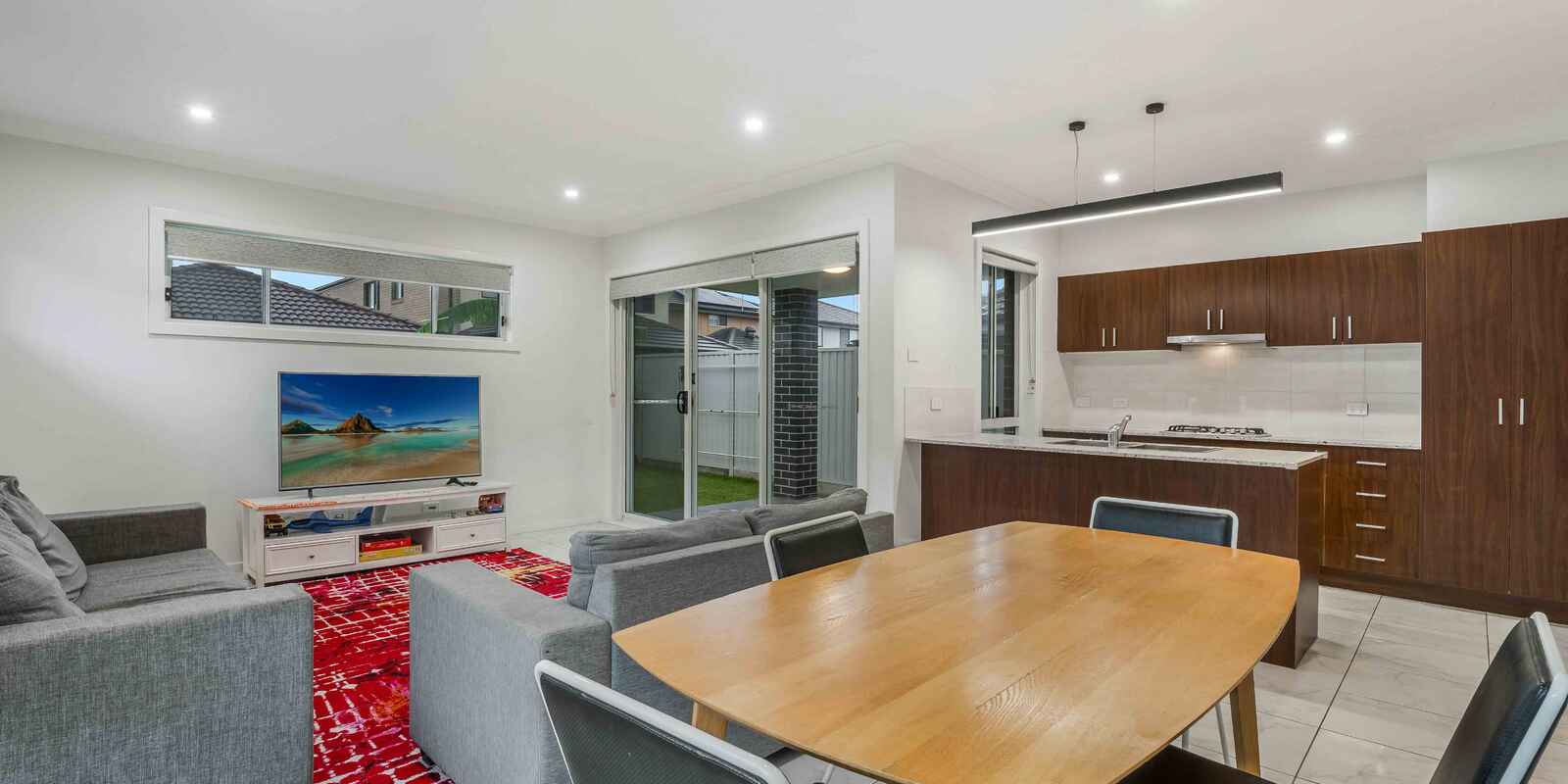 78 Tokyo Road Austral