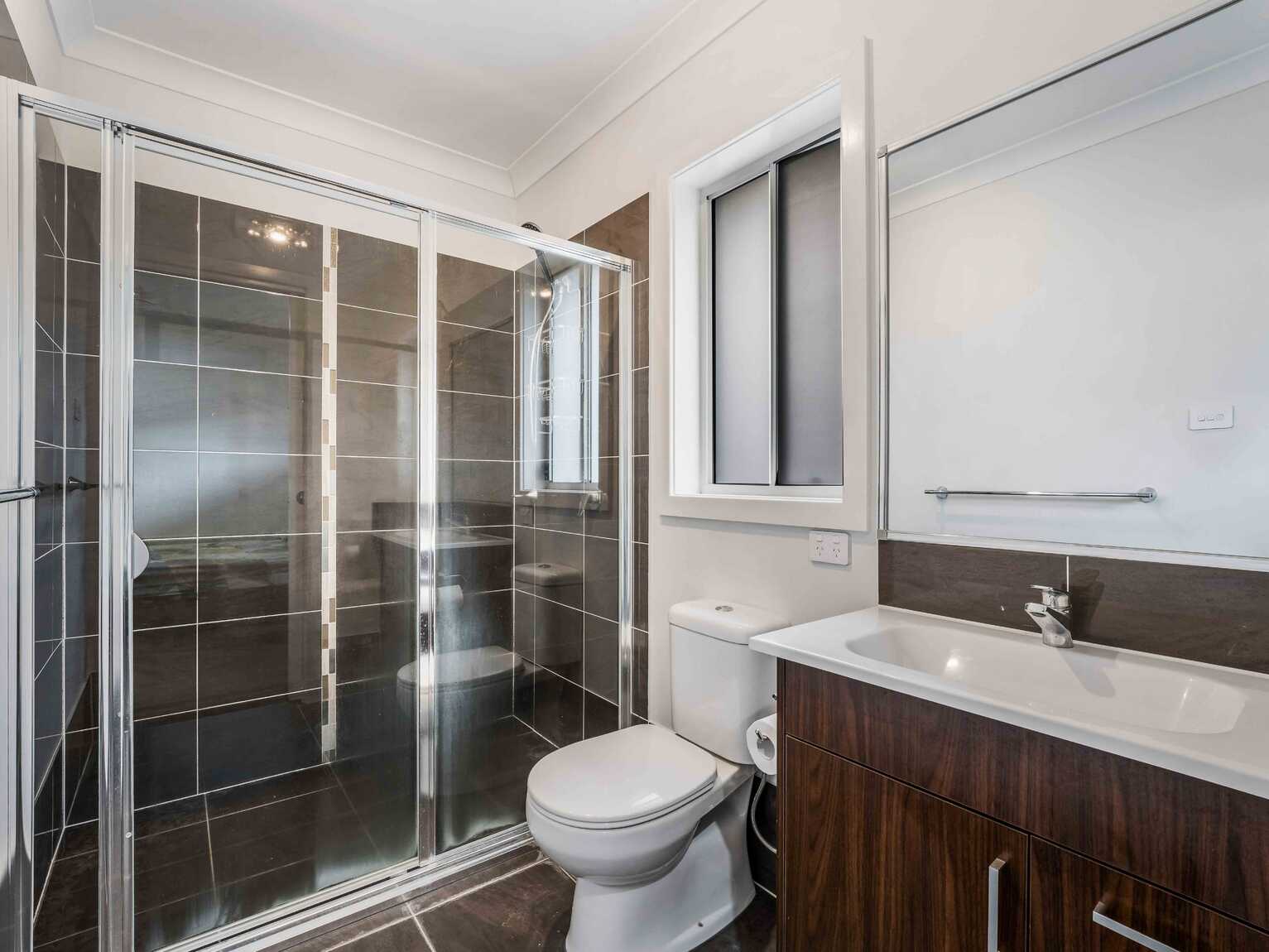 78 Tokyo Road Austral