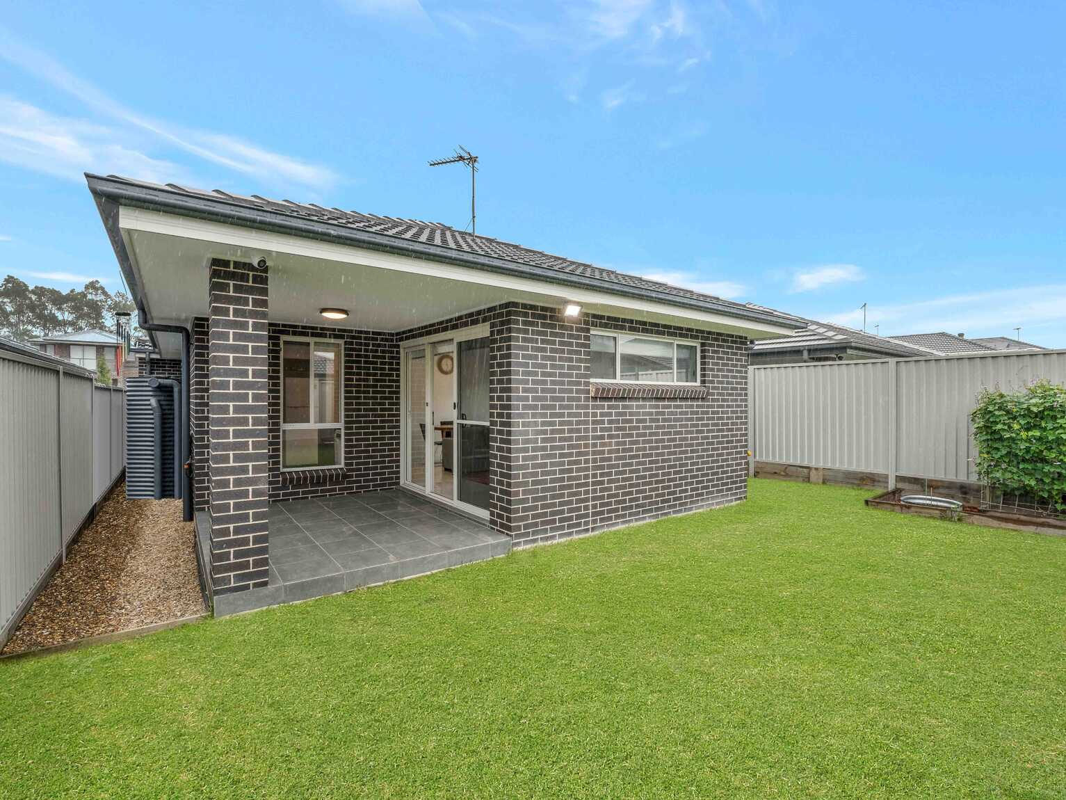 78 Tokyo Road Austral