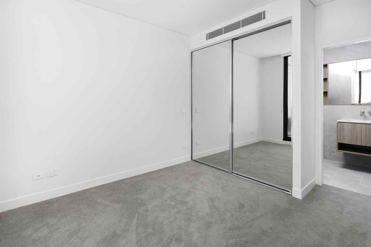 825/23 Spurway Drive Norwest 825/23 Spurway Drive Norwest