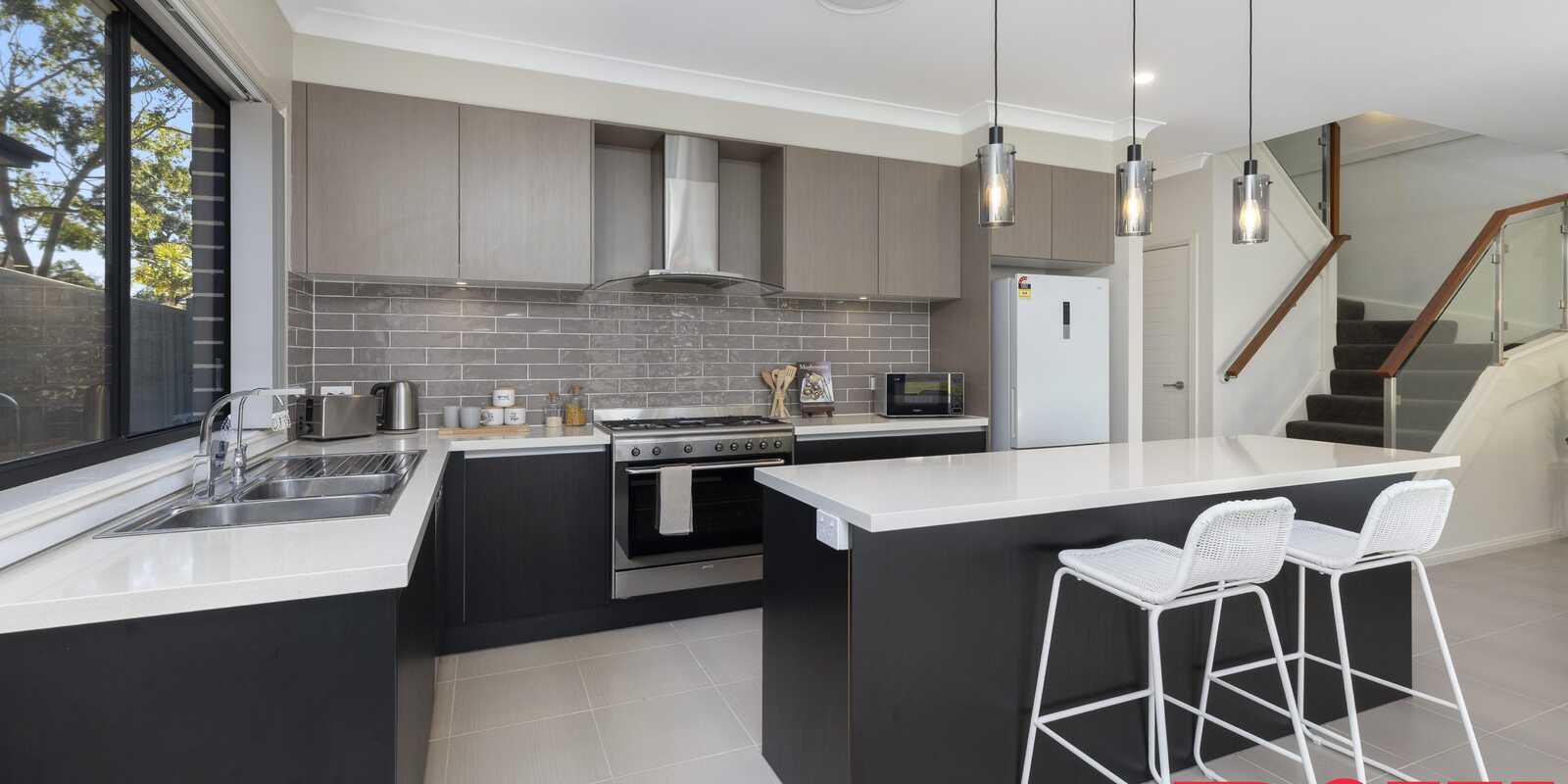132B Forest Road Miranda 132B Forest Road Miranda