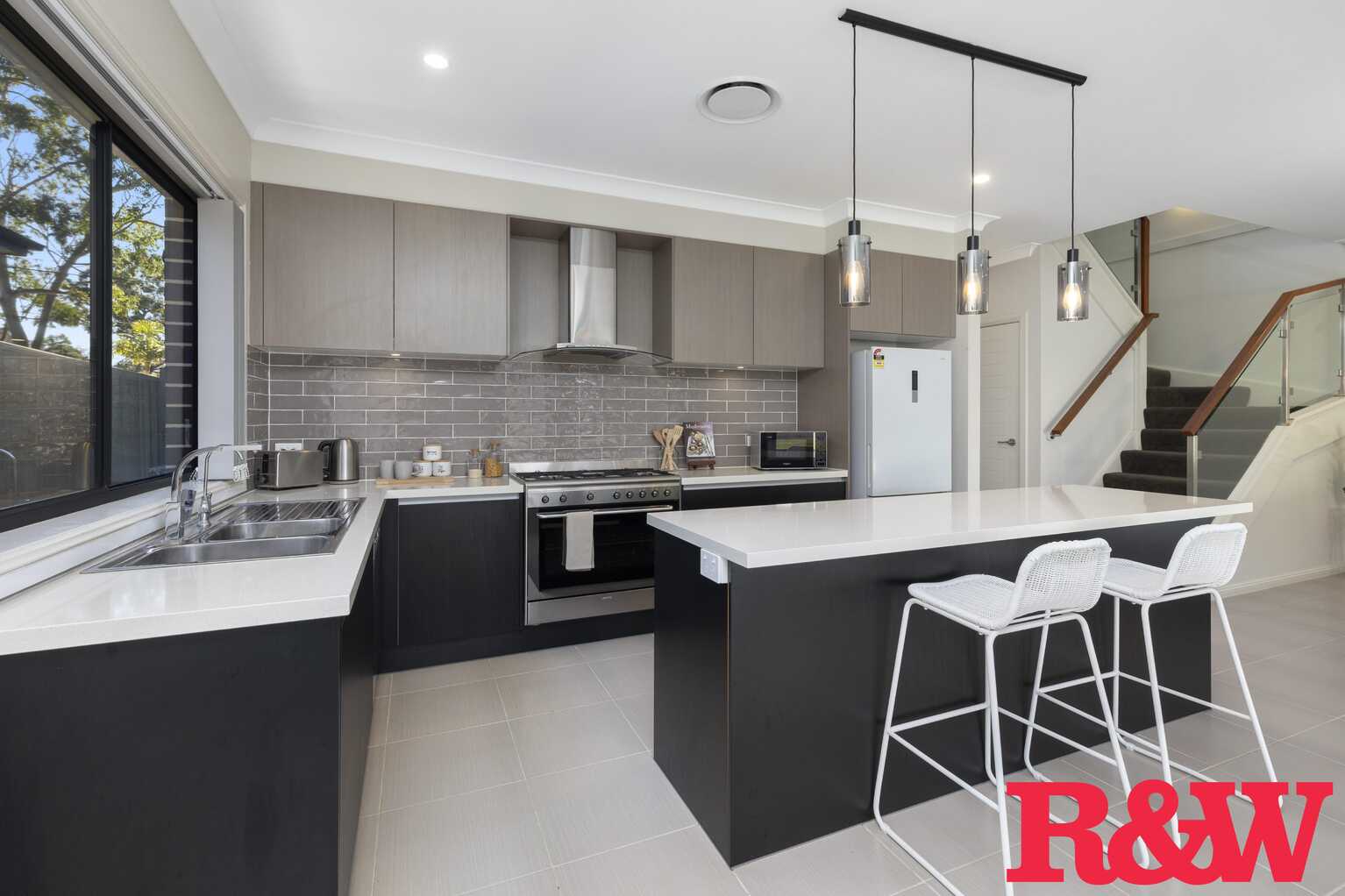 132B Forest Road Miranda 132B Forest Road Miranda