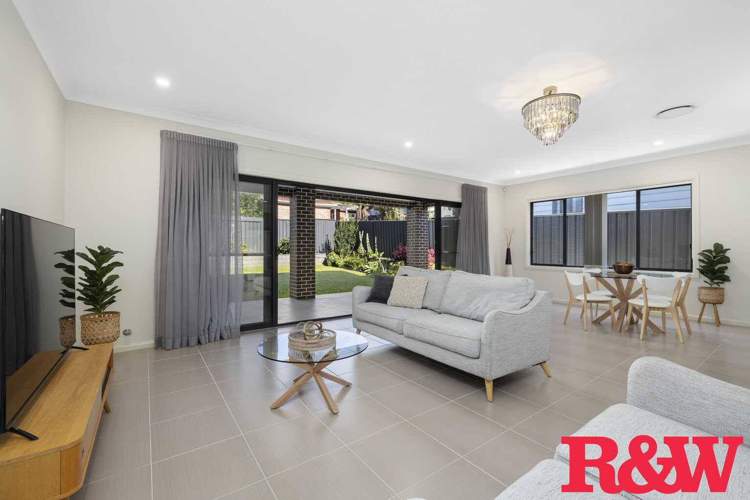 132B Forest Road Miranda 132B Forest Road Miranda