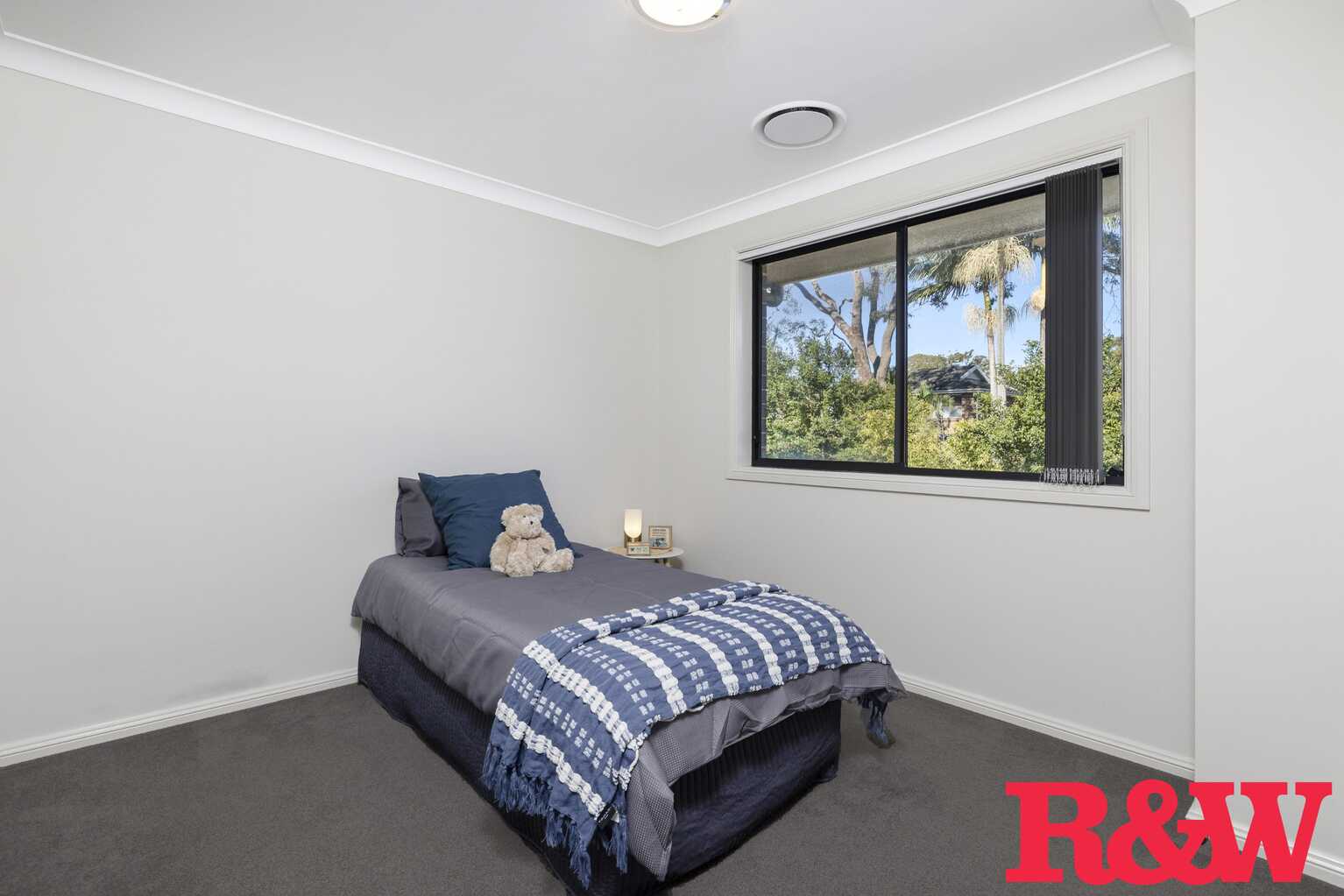 132B Forest Road Miranda 132B Forest Road Miranda