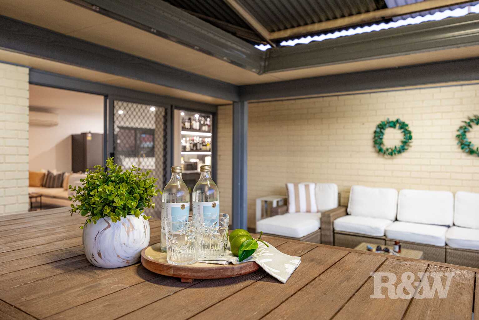 297 Epsom Road Chipping Norton 297 Epsom Road Chipping Norton