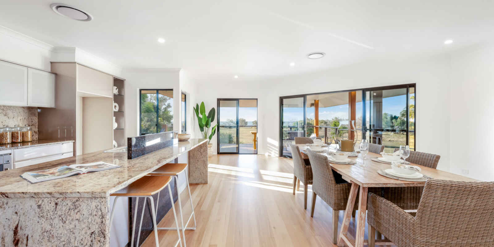 126 Sylvan Drive Moore Park Beach 126 Sylvan Drive Moore Park Beach