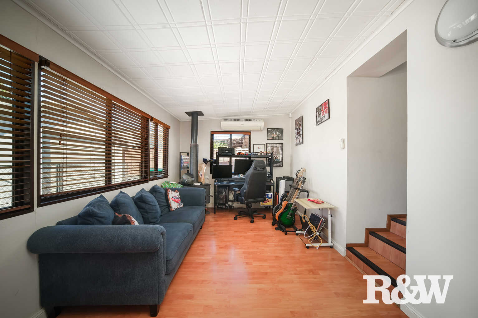 4 Melville Road St Clair 4 Melville Road St Clair