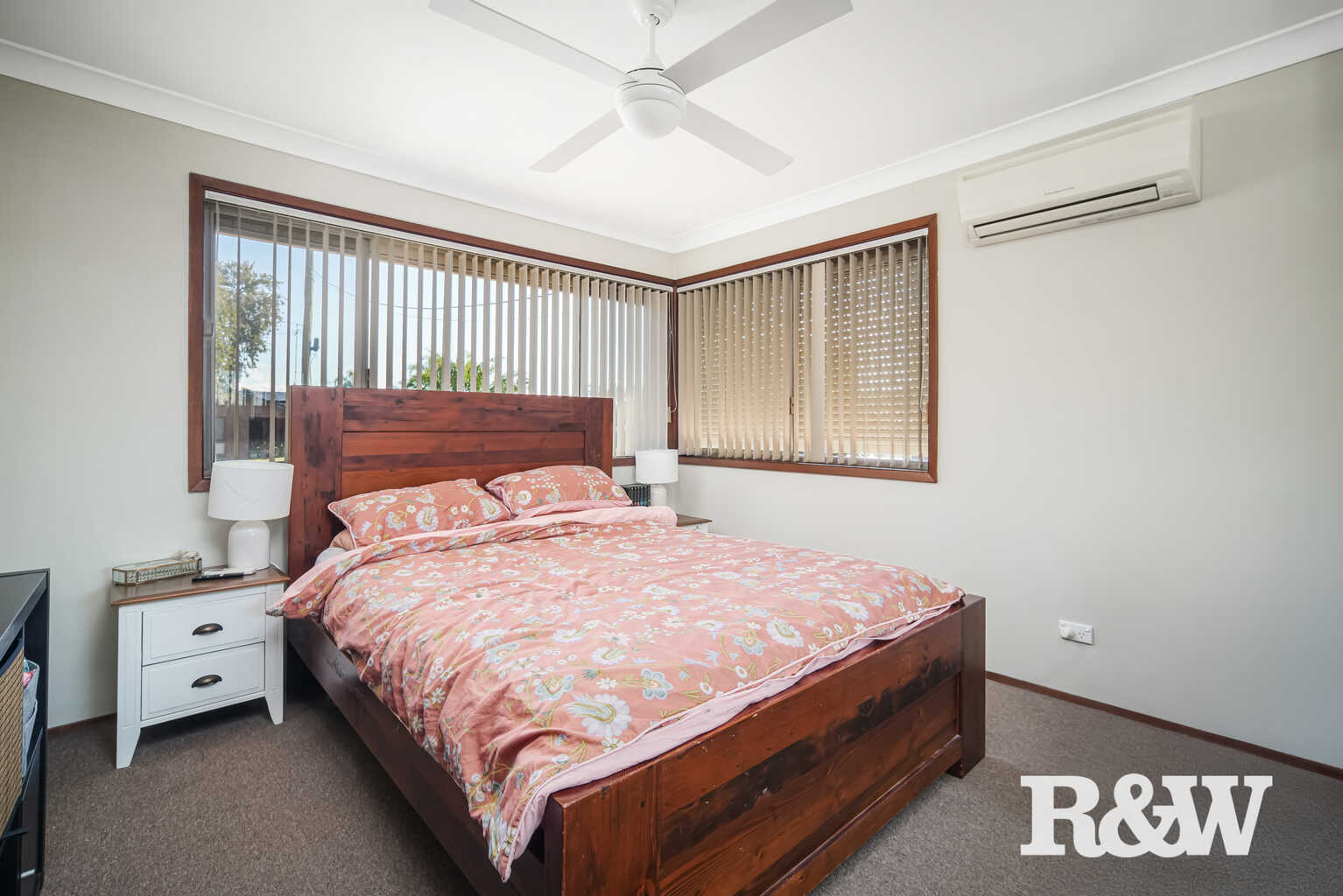 4 Melville Road St Clair 4 Melville Road St Clair