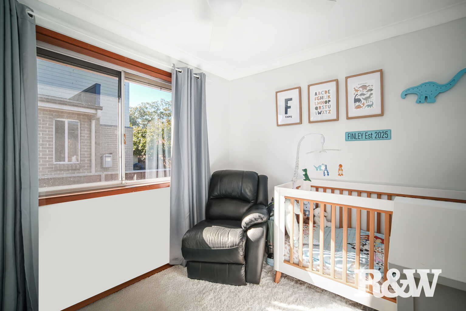 4 Melville Road St Clair 4 Melville Road St Clair