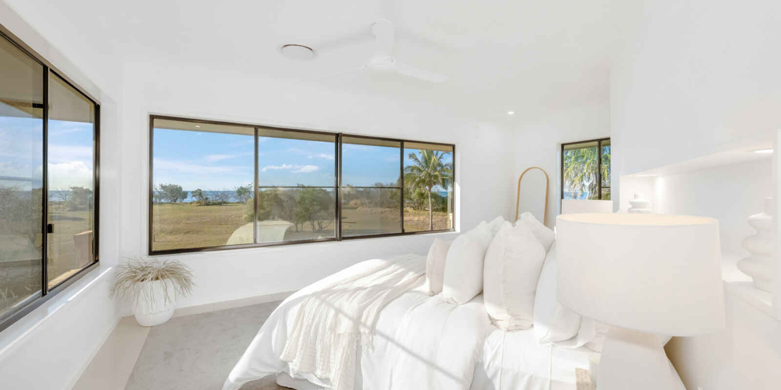 126 Sylvan Drive Moore Park Beach 126 Sylvan Drive Moore Park Beach