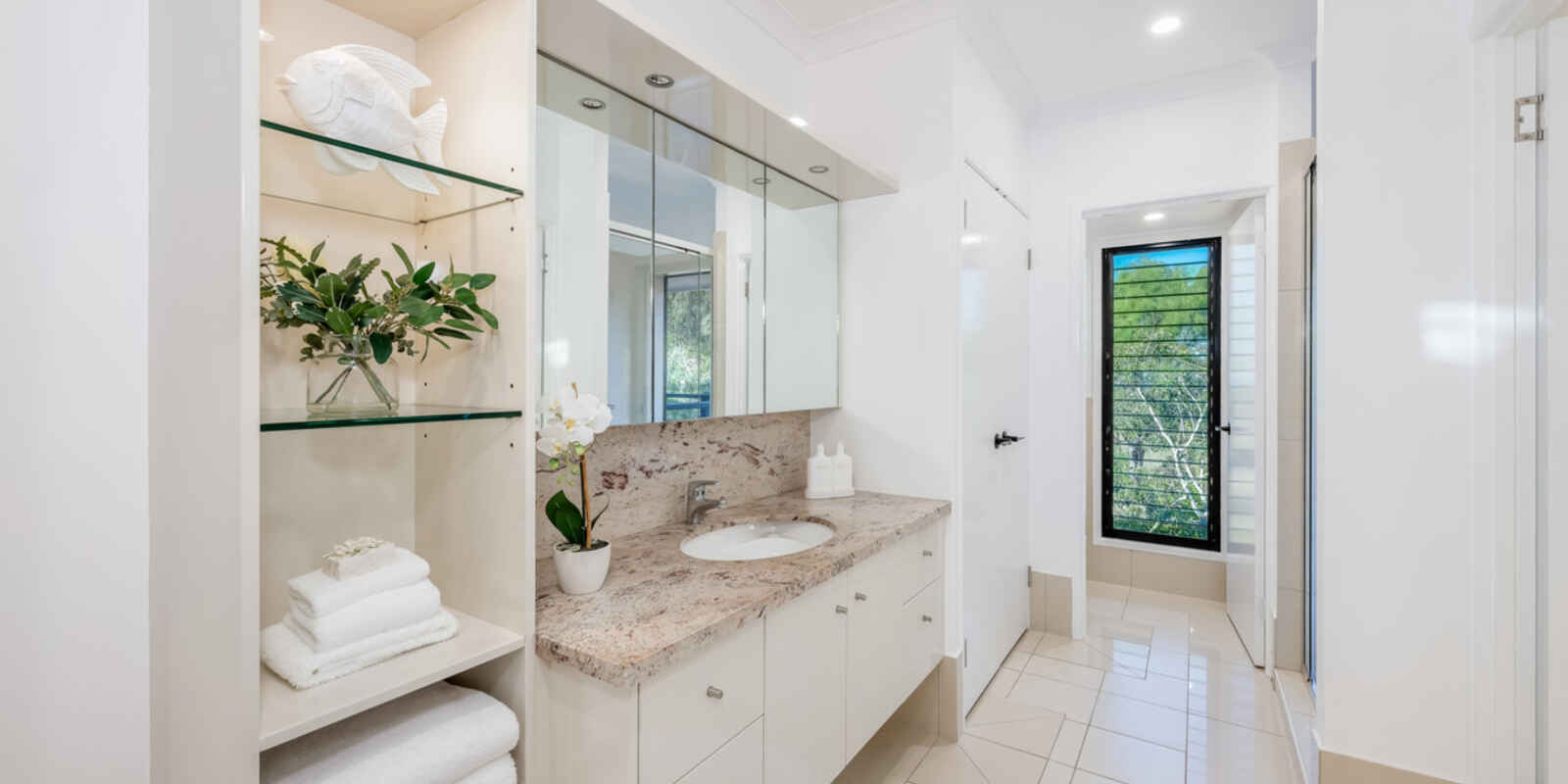 126 Sylvan Drive Moore Park Beach 126 Sylvan Drive Moore Park Beach