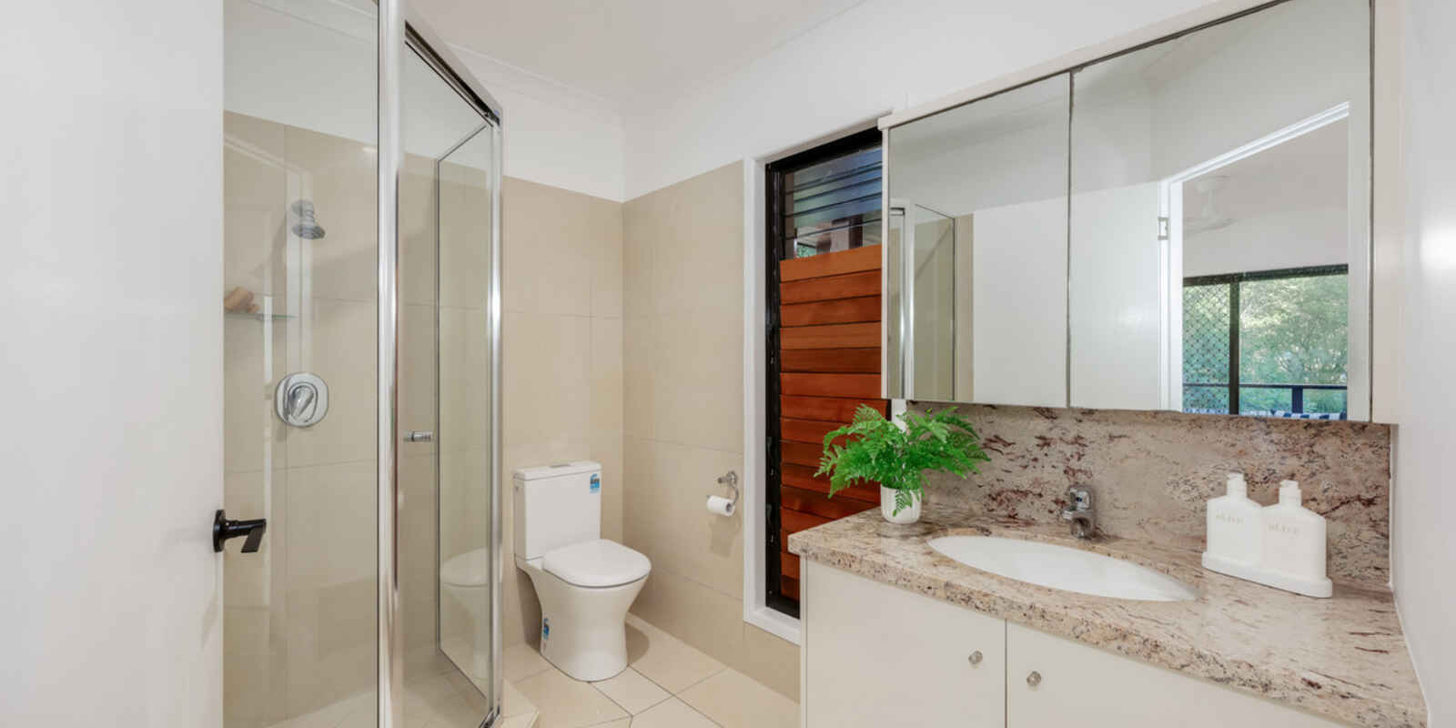 126 Sylvan Drive Moore Park Beach 126 Sylvan Drive Moore Park Beach